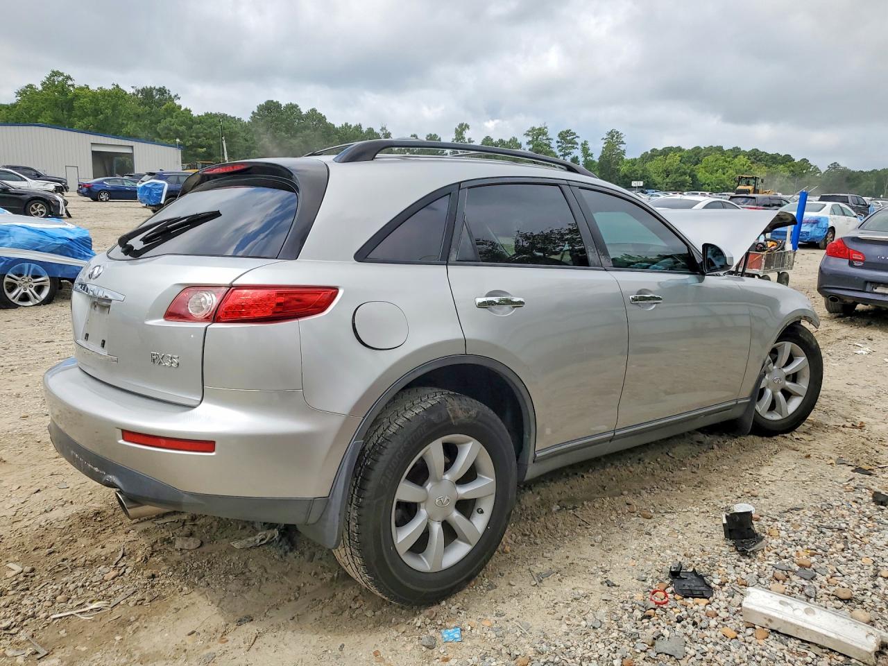 2005 Infiniti Fx35 Base Silver vin: JNRAS08W25X215773