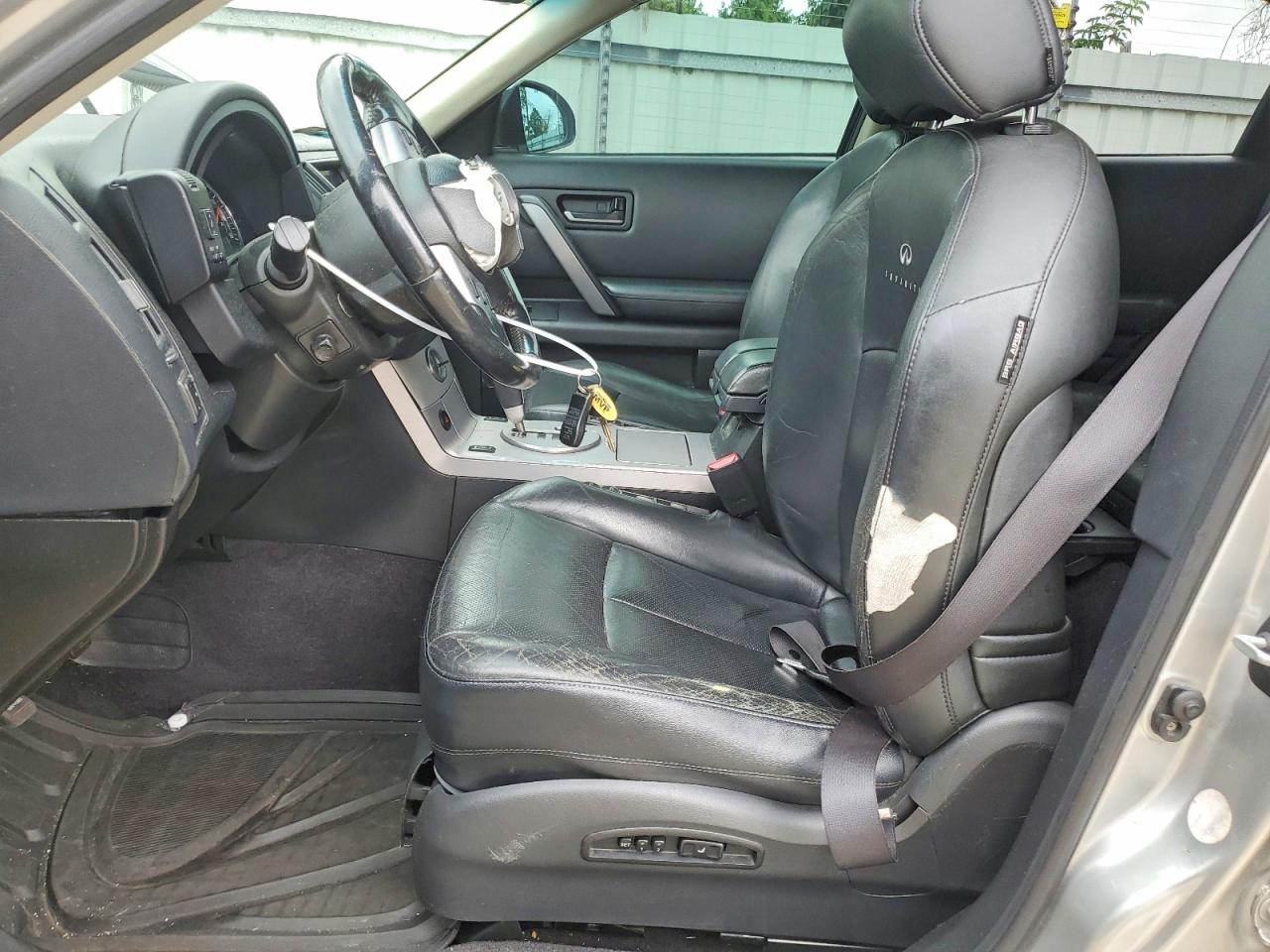 2005 Infiniti Fx35 Base Silver vin: JNRAS08W25X215773