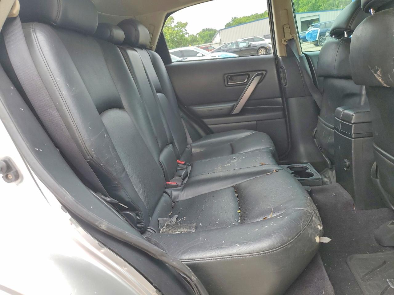 2005 Infiniti Fx35 Base Silver vin: JNRAS08W25X215773
