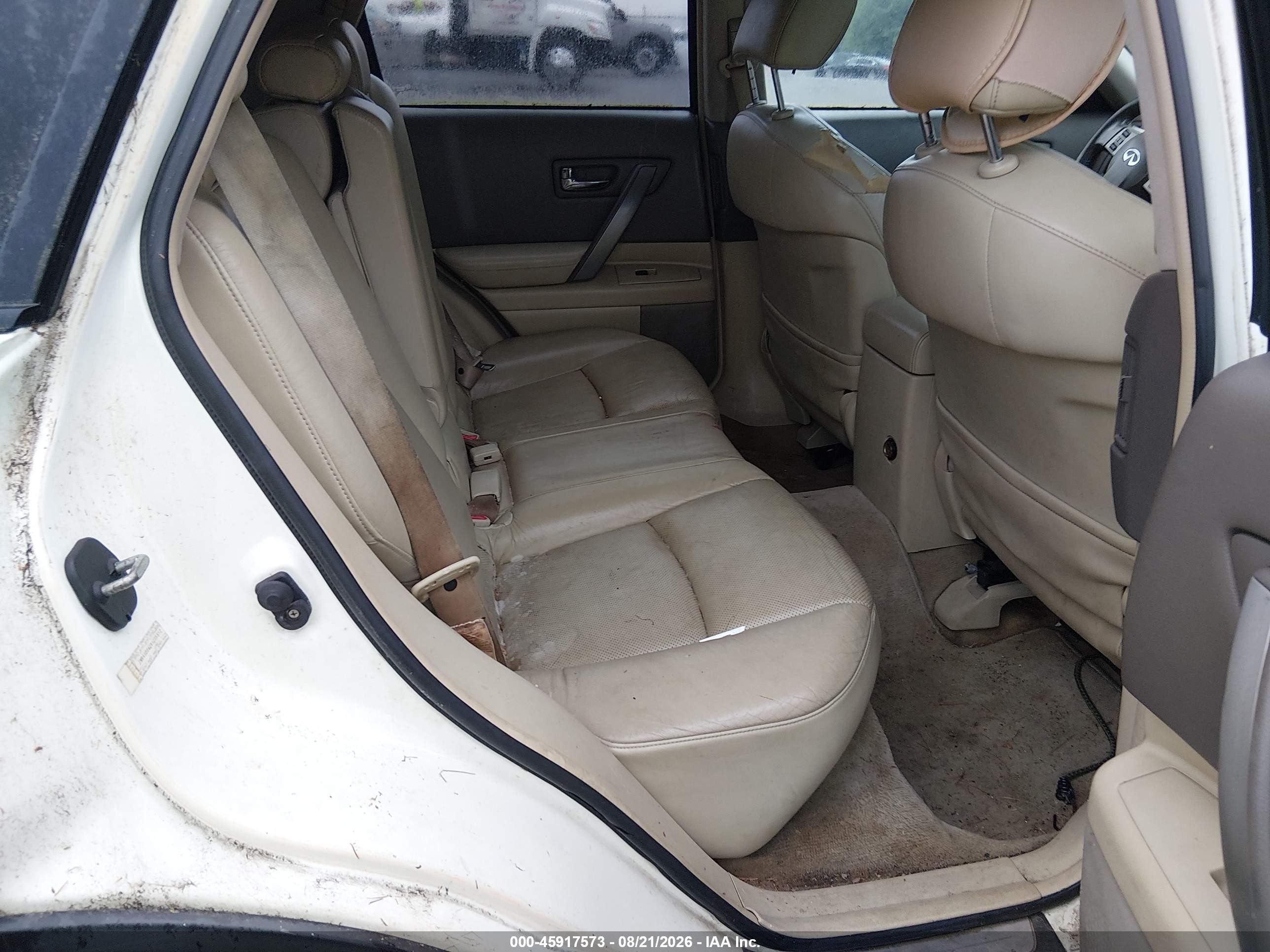 2008 Infiniti Fx35   White vin: JNRAS08W28X208312