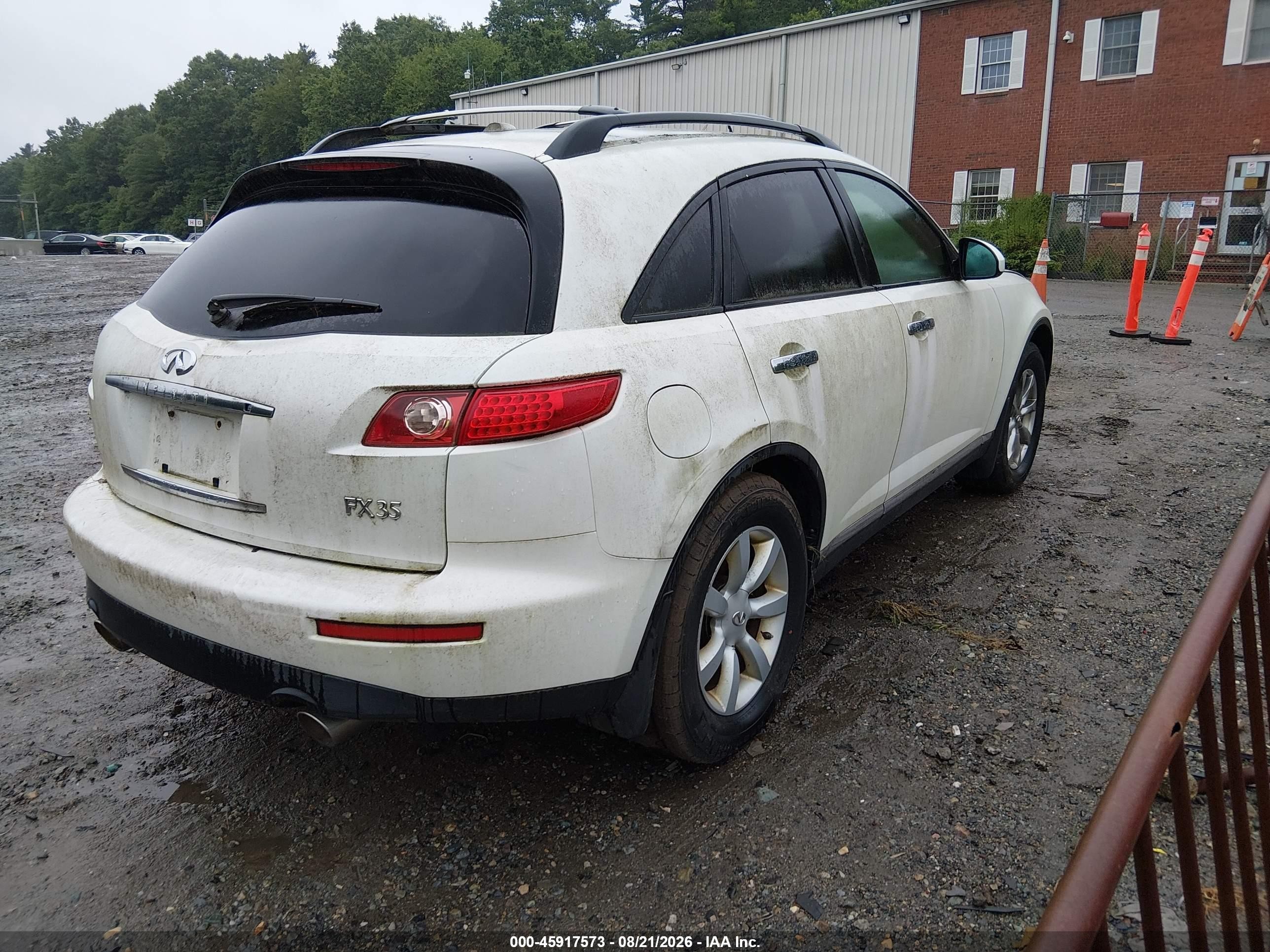 2008 Infiniti Fx35   White vin: JNRAS08W28X208312