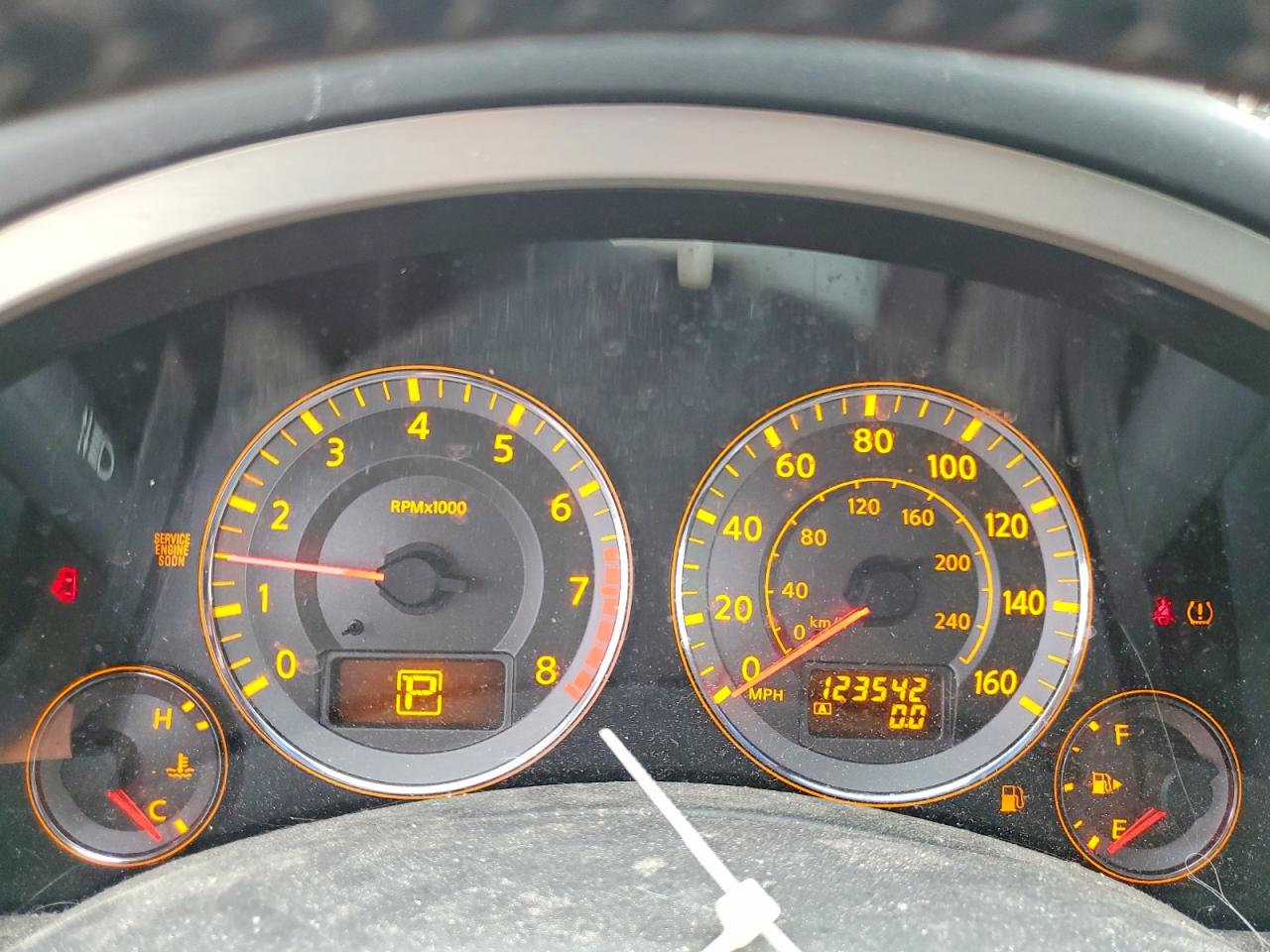 2008 Infiniti Fx35 Base Серебряный vin: JNRAS08W28X210111