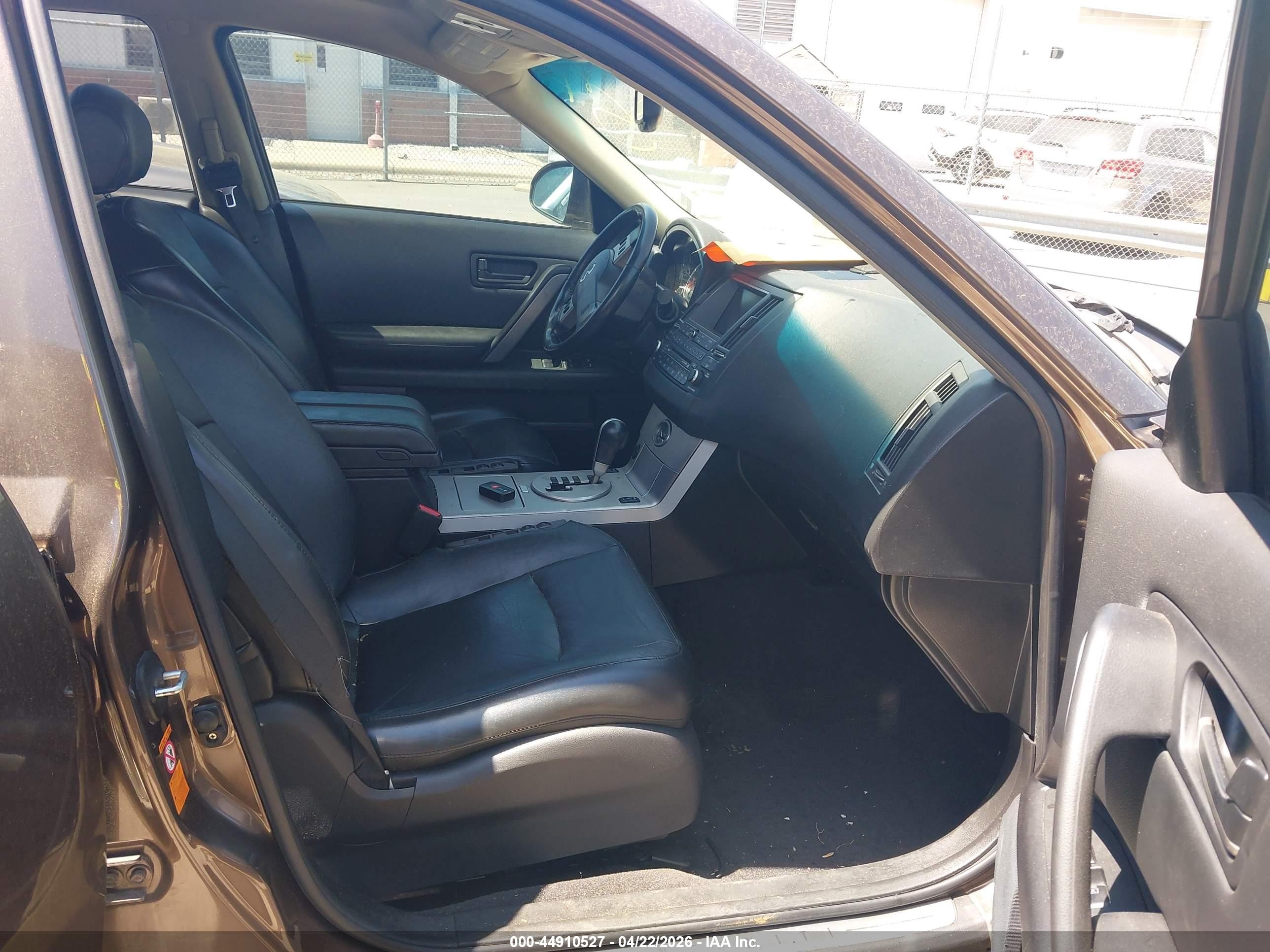 2004 Infiniti Fx35   Brown vin: JNRAS08W34X210337