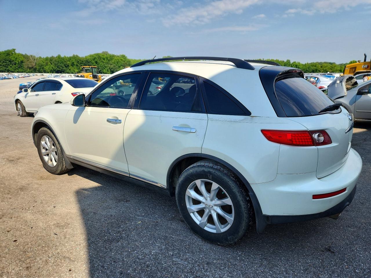 2006 Infiniti Fx35 Base White vin: JNRAS08W36X207764