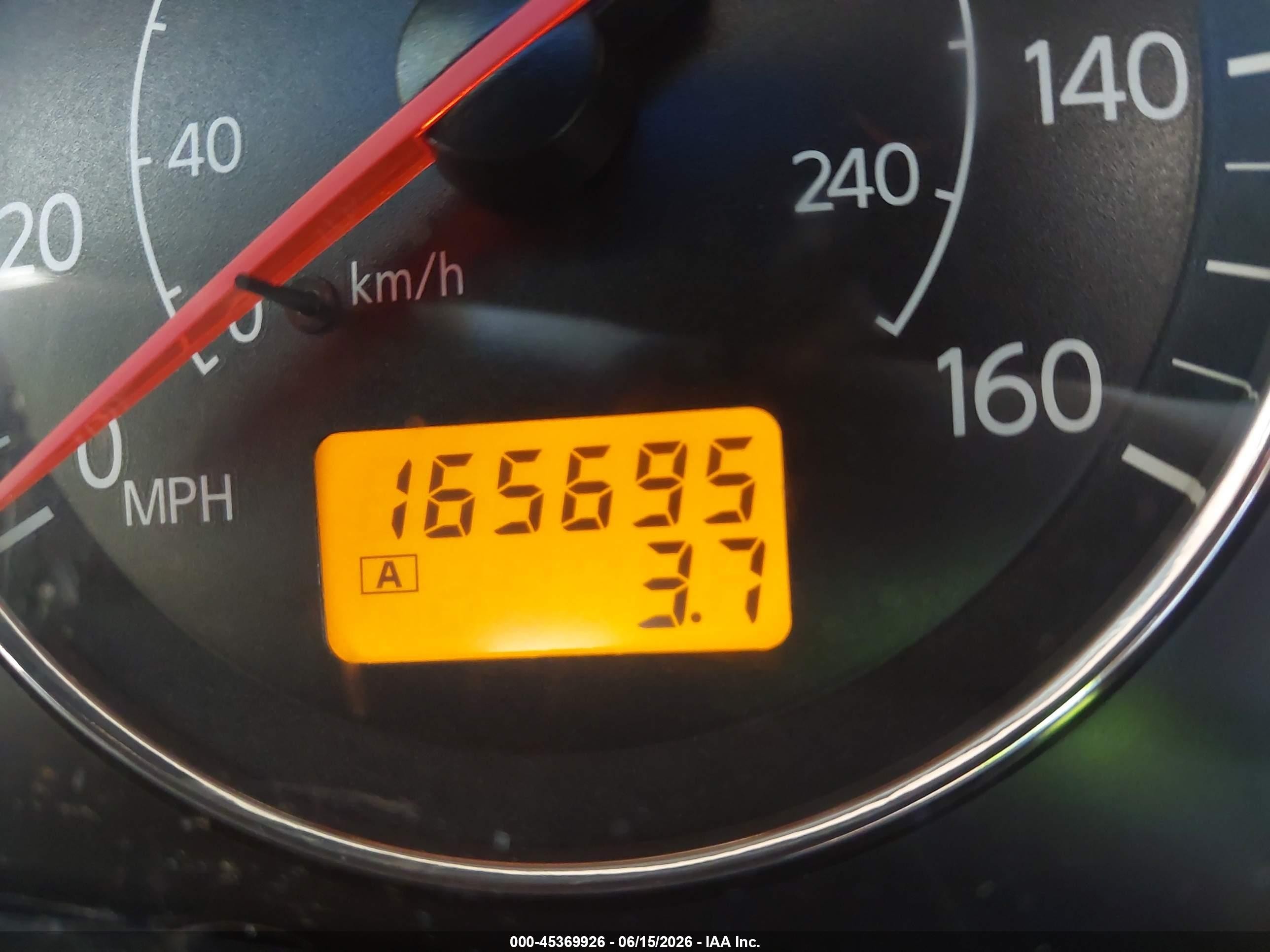 2005 Infiniti Fx35   White vin: JNRAS08W45X206492