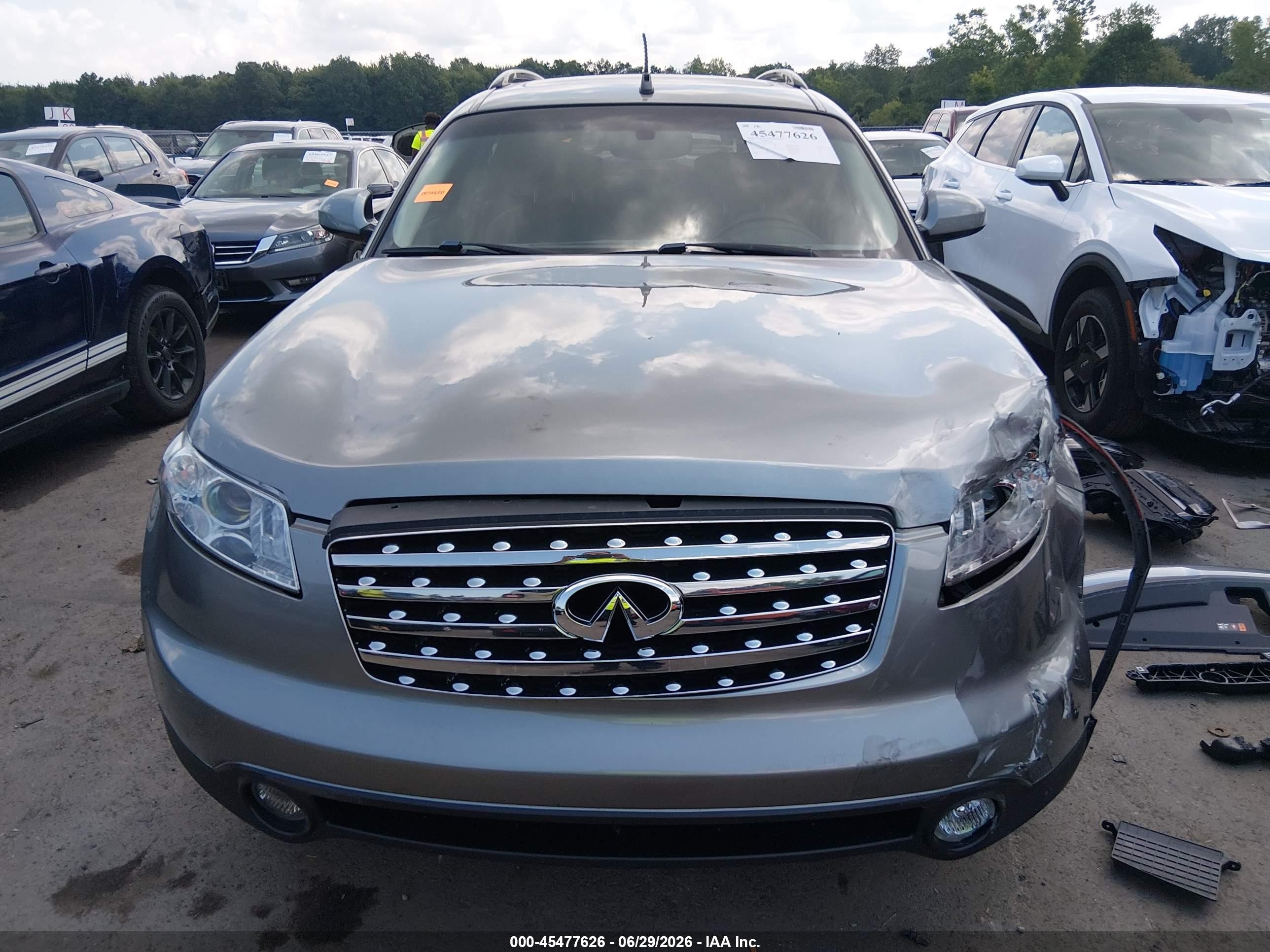 2005 Infiniti Fx35   Silver vin: JNRAS08W45X220330