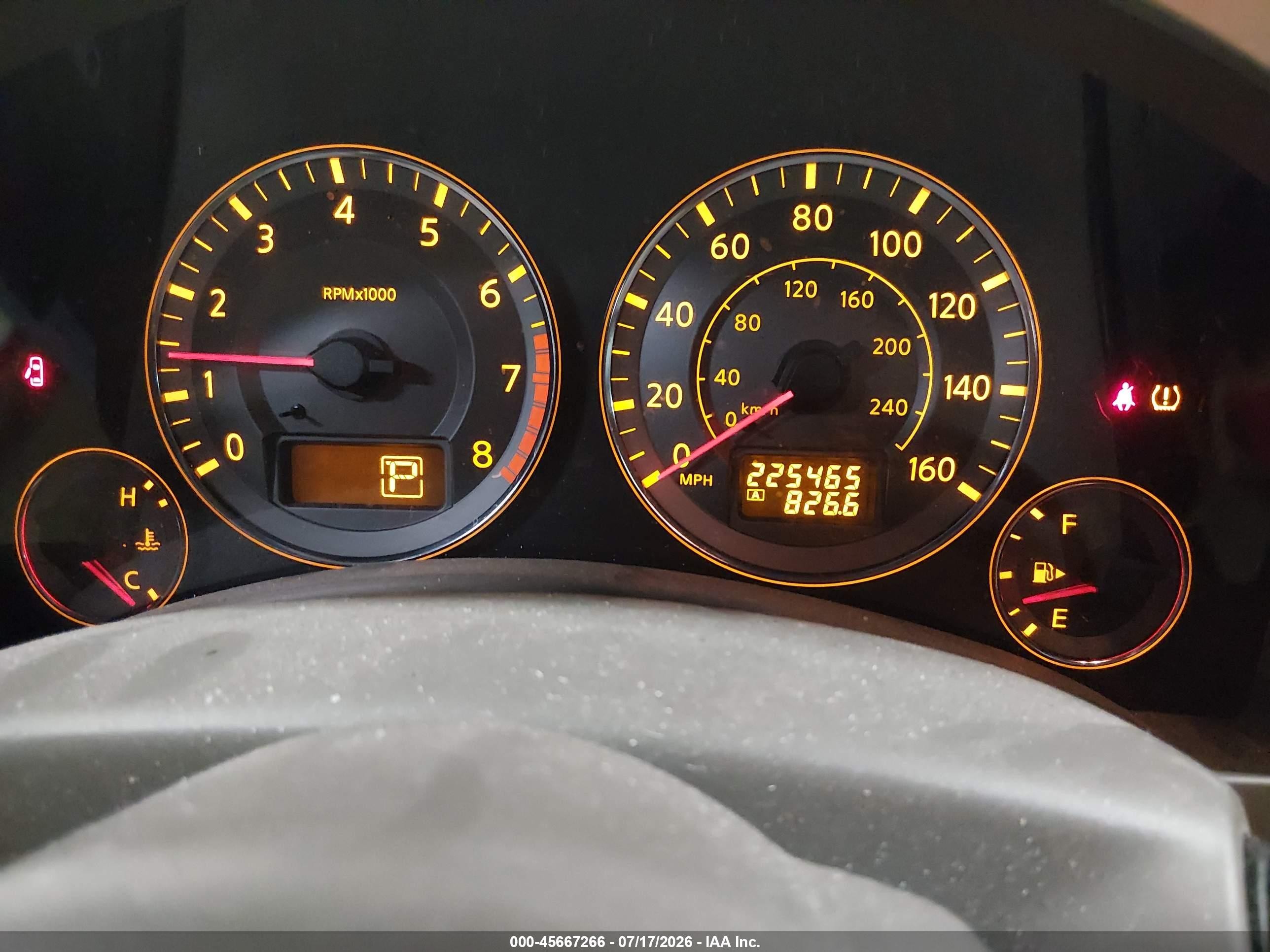 2007 Infiniti Fx35   White vin: JNRAS08W47X209007
