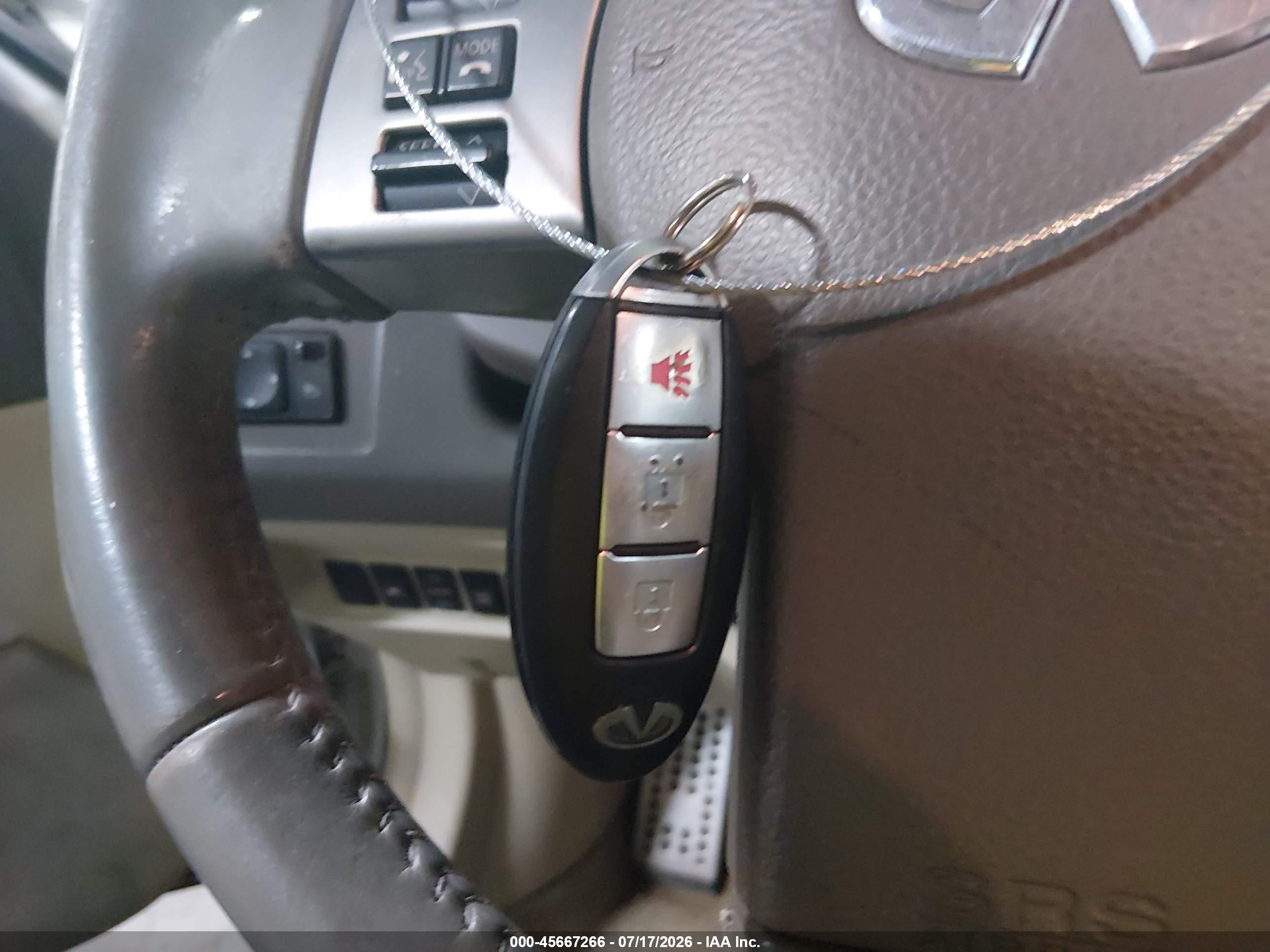 2007 Infiniti Fx35   White vin: JNRAS08W47X209007
