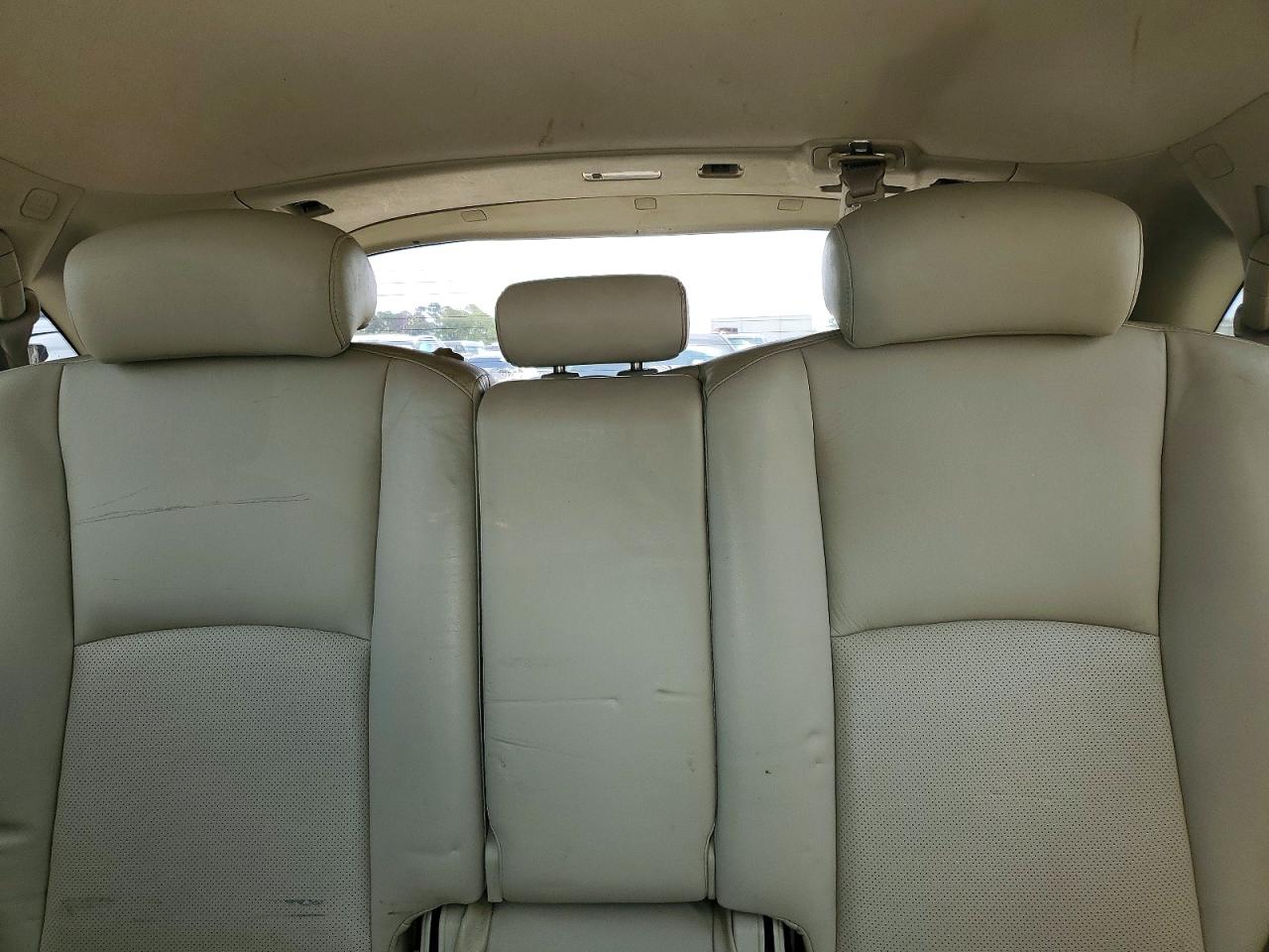 2005 Infiniti Fx35 Base Silver vin: JNRAS08W55X212236