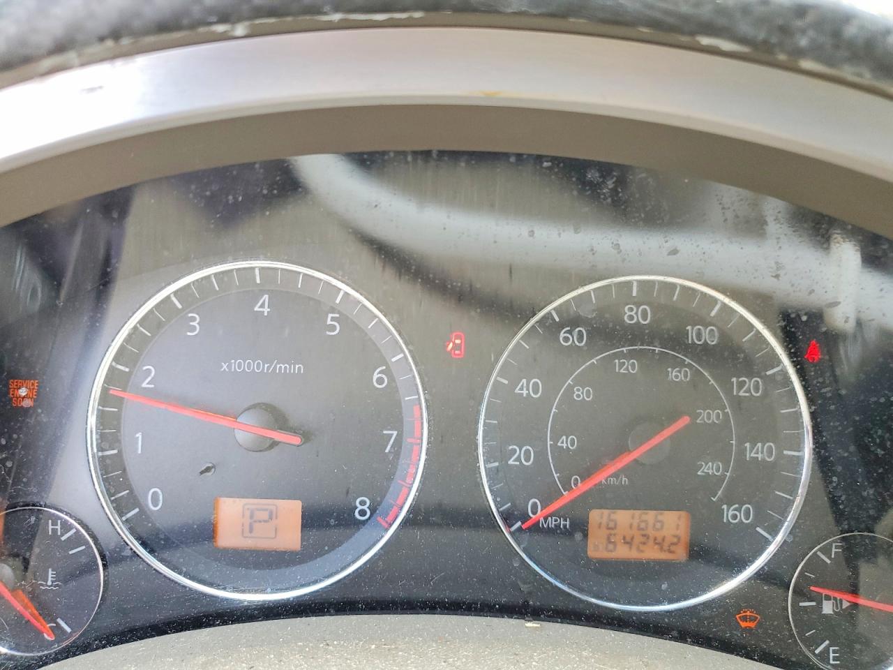 2005 Infiniti Fx35 Base Silver vin: JNRAS08W55X212236