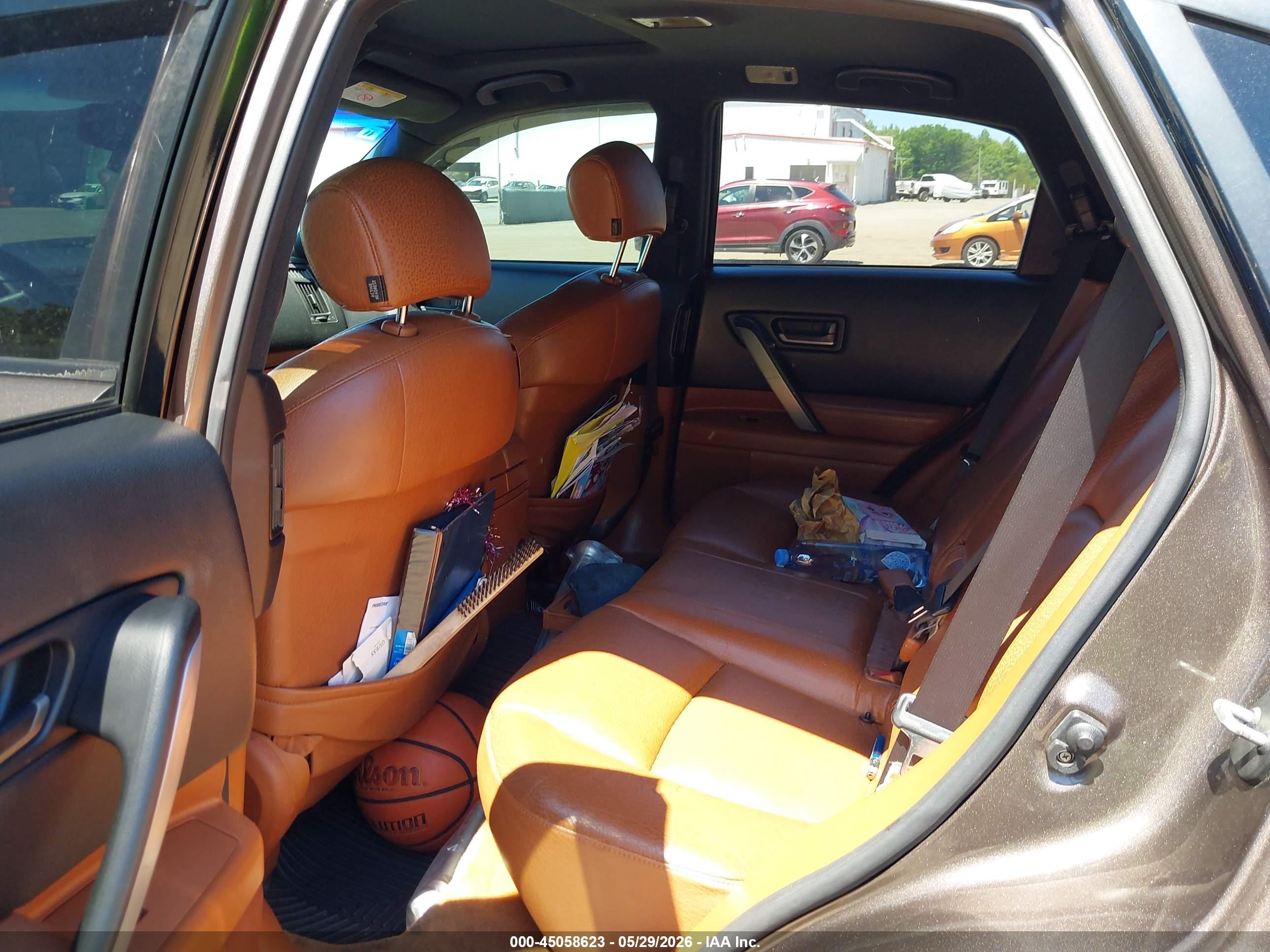 2005 Infiniti Fx35   Brown vin: JNRAS08W55X212527