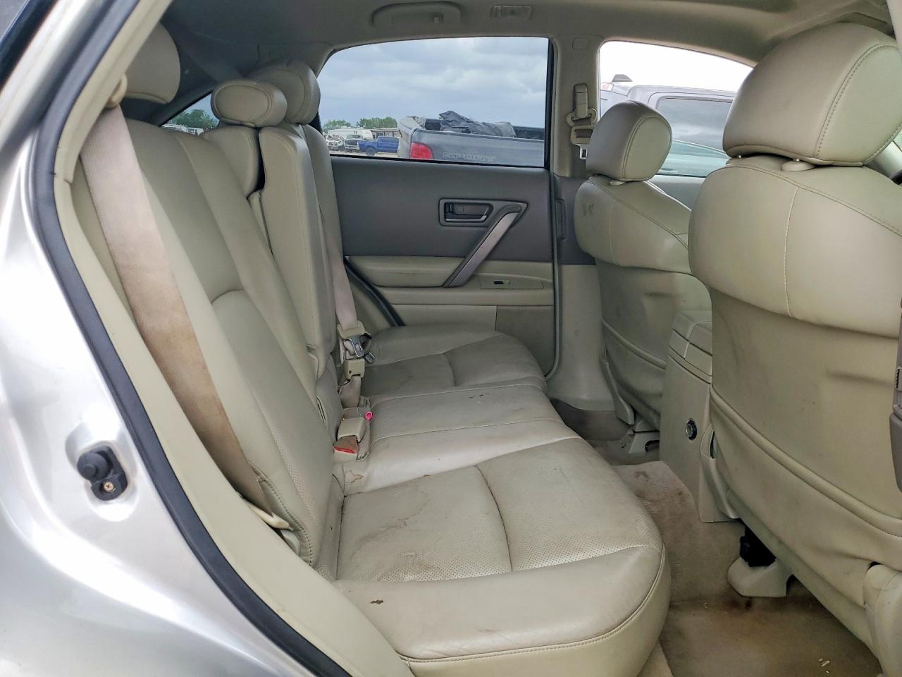 2005 Infiniti Fx35 Base Silver vin: JNRAS08W55X220773