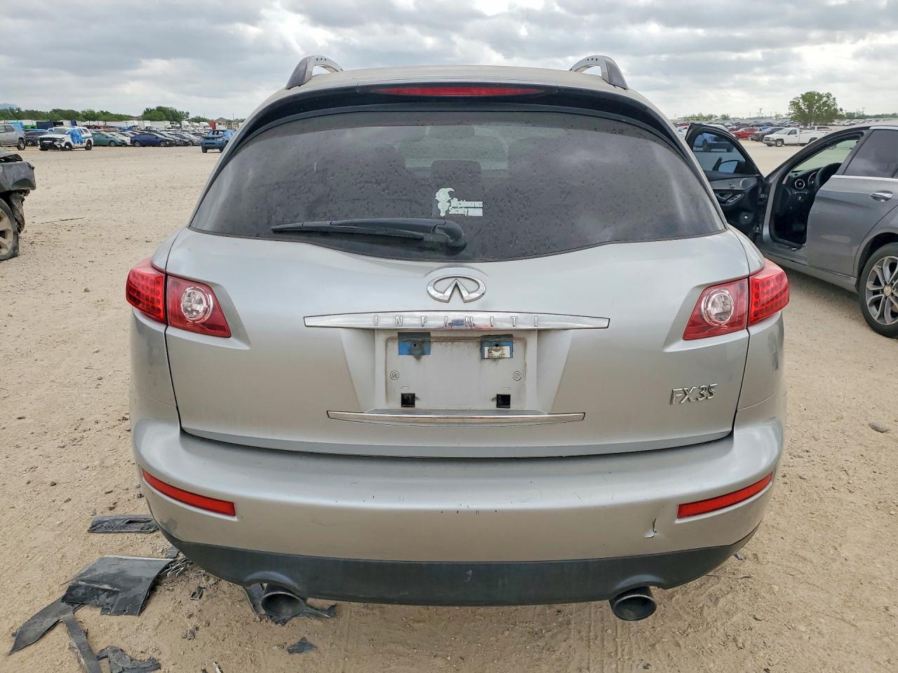 2005 Infiniti Fx35 Base Silver vin: JNRAS08W55X220773