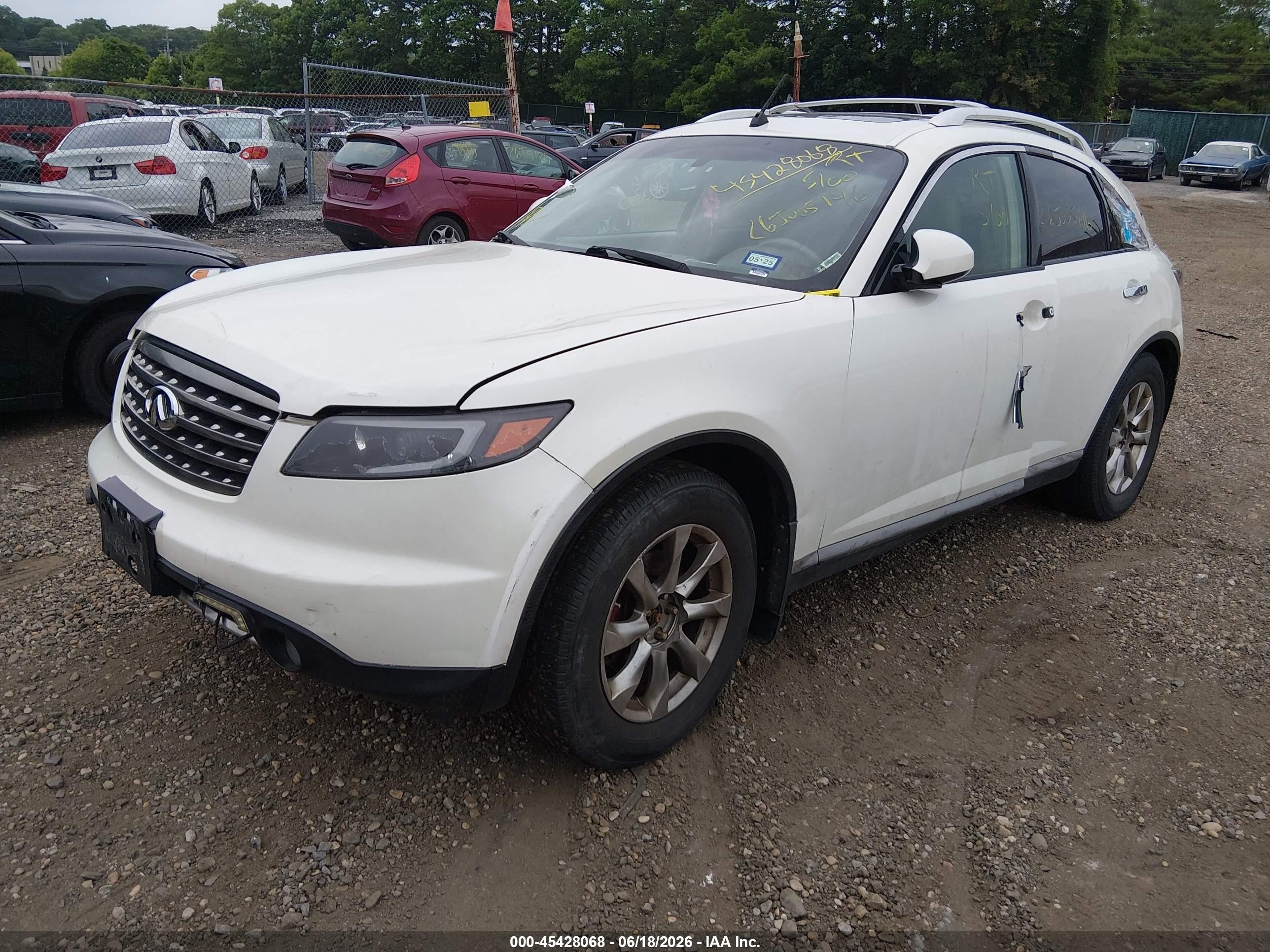2008 Infiniti Fx35   White vin: JNRAS08W58X208577