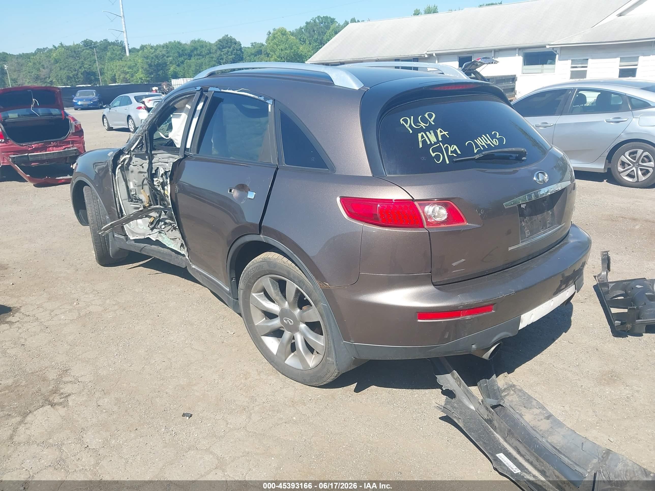 2004 Infiniti Fx35   Brown vin: JNRAS08W64X214463