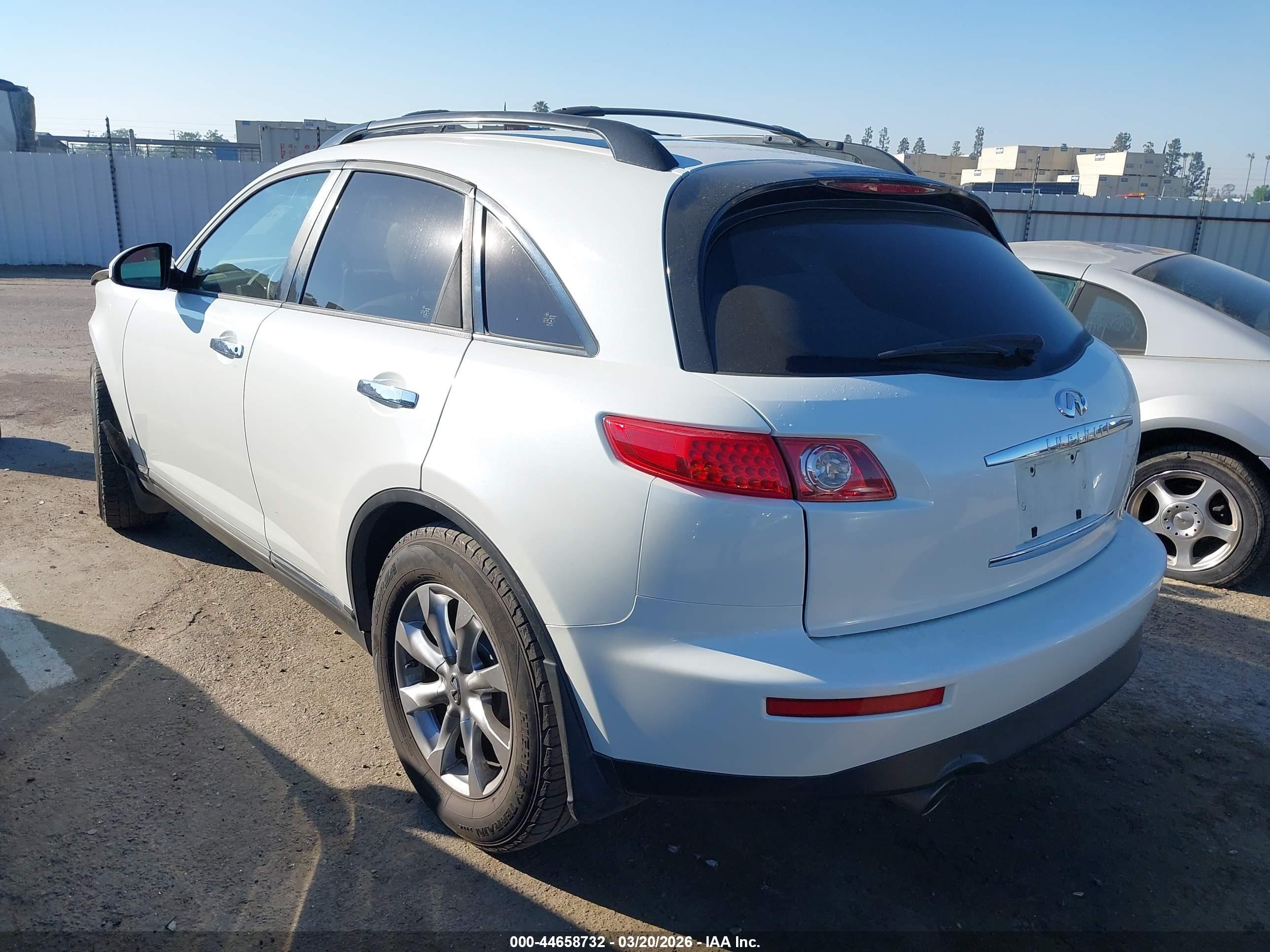 2007 Infiniti Fx35 White vin: JNRAS08W67X204228