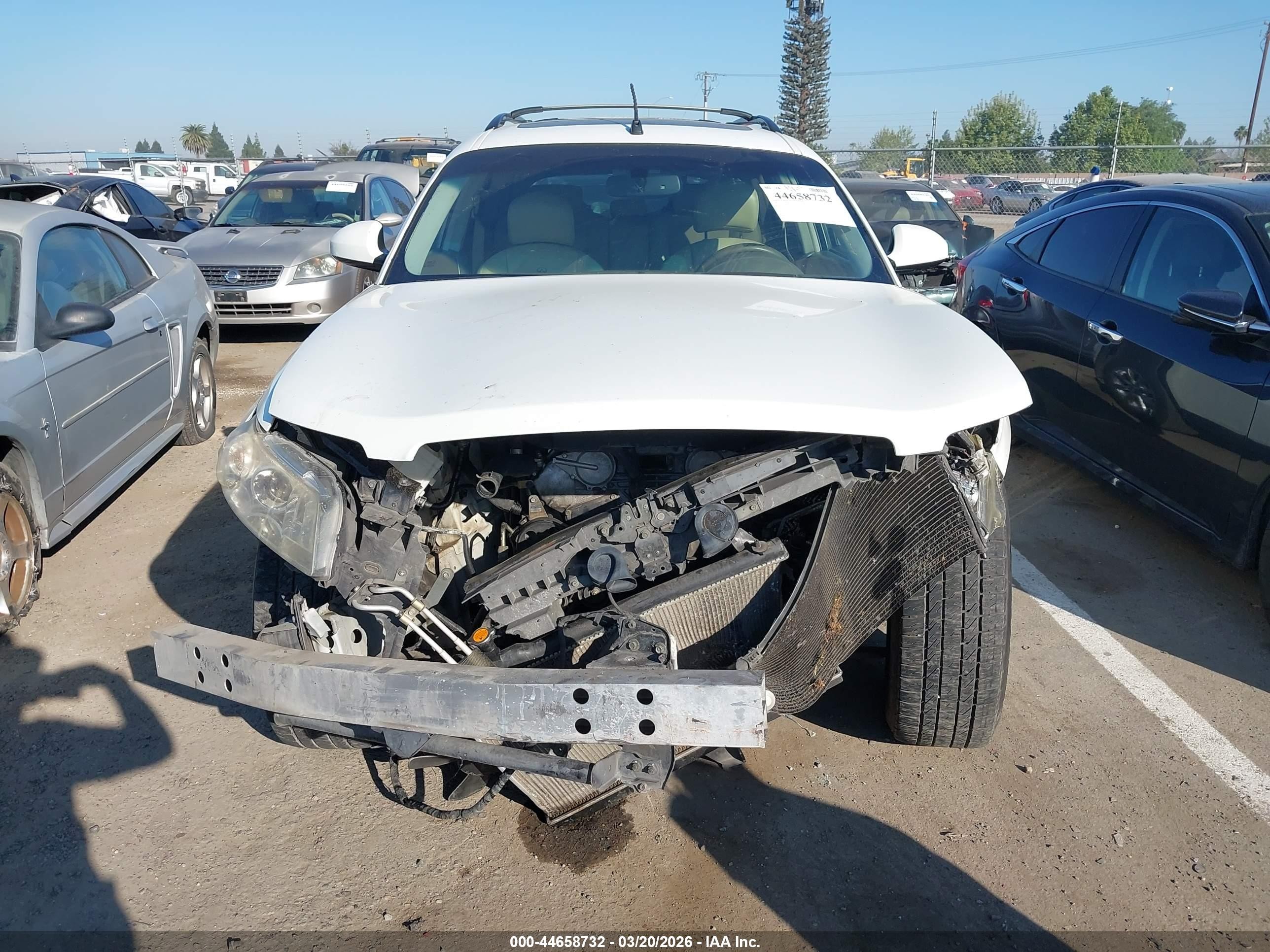 2007 Infiniti Fx35 White vin: JNRAS08W67X204228
