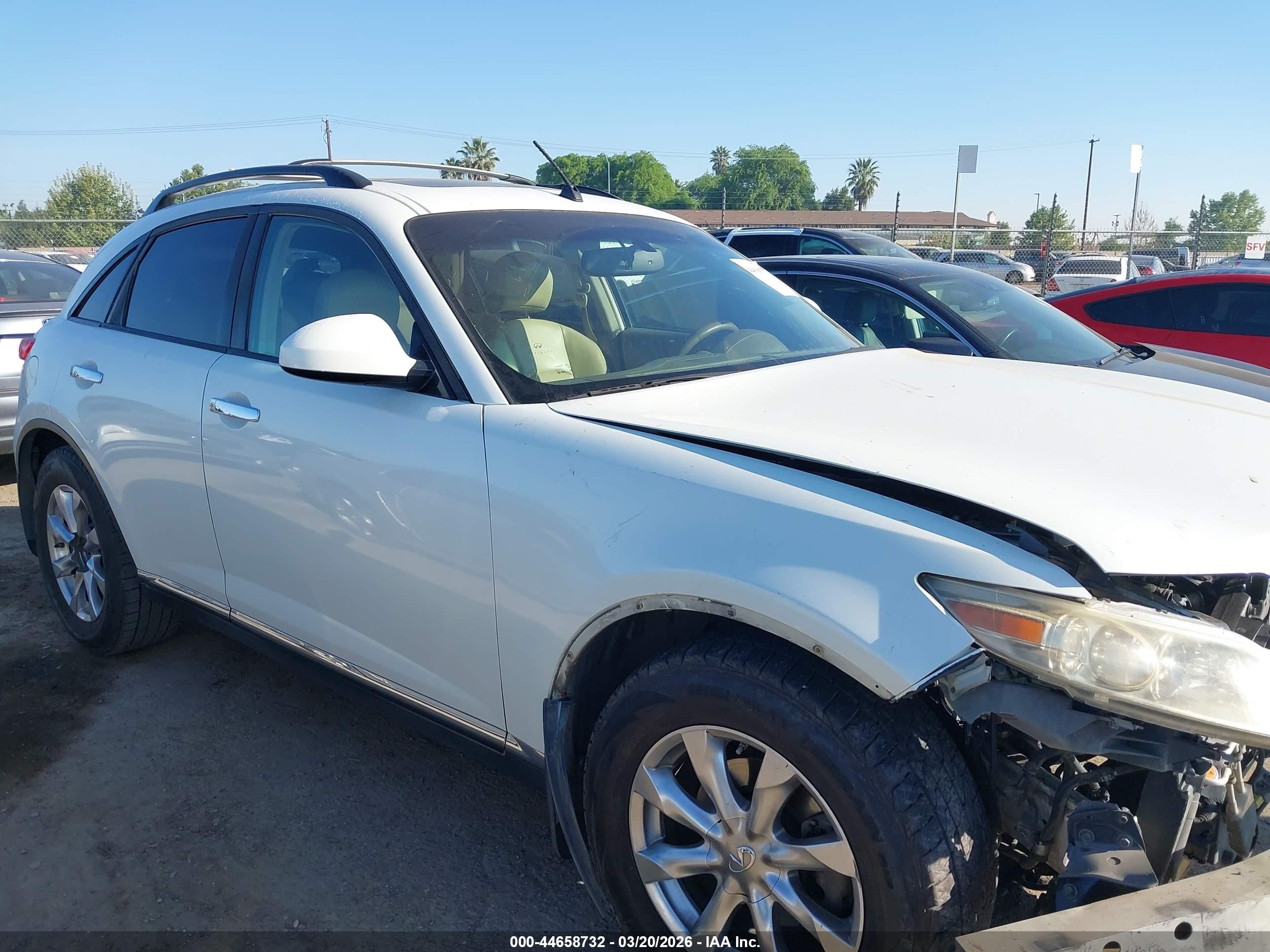 2007 Infiniti Fx35 White vin: JNRAS08W67X204228