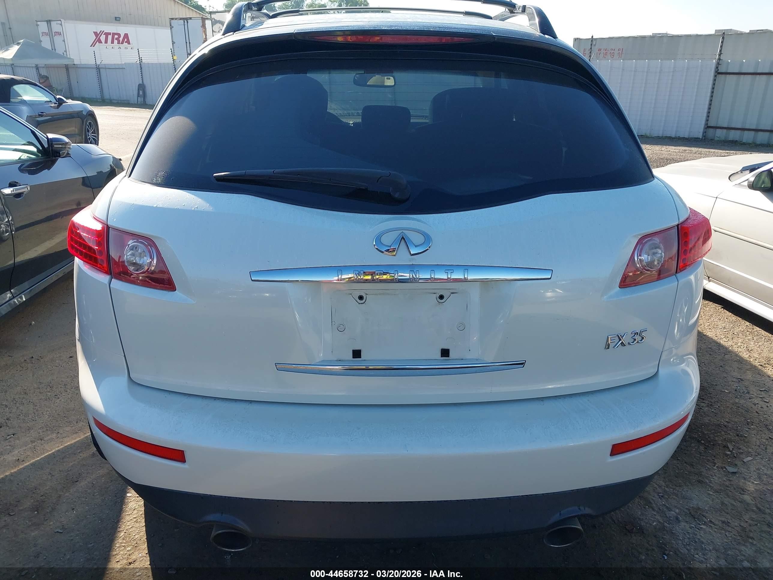 2007 Infiniti Fx35 White vin: JNRAS08W67X204228
