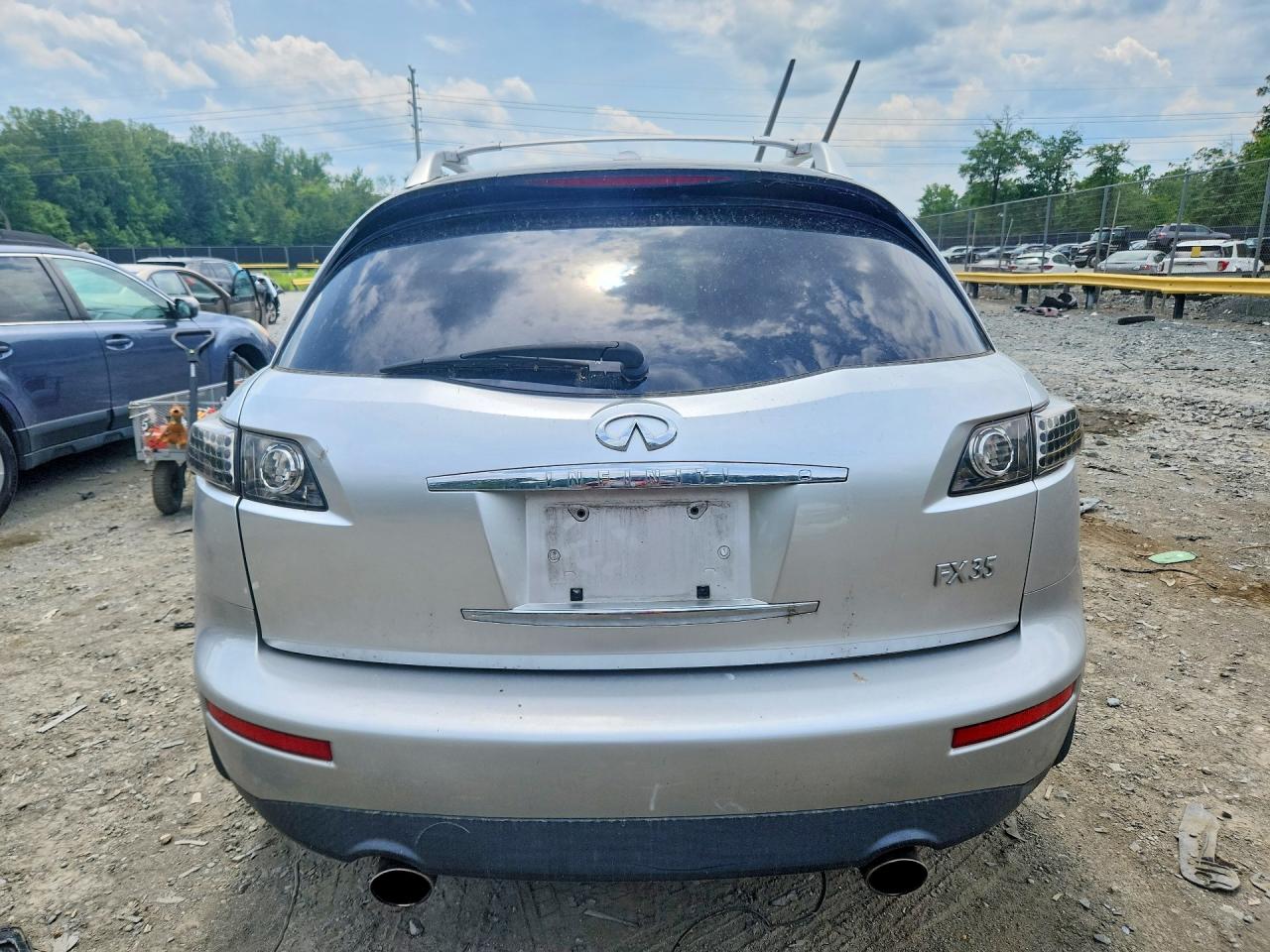 2008 Infiniti Fx35 Base Silver vin: JNRAS08W98X204077