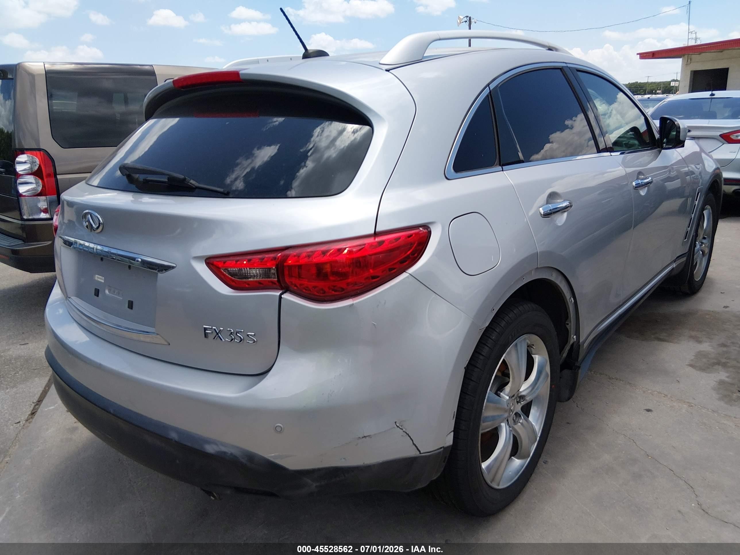 2009 Infiniti Fx35   Silver vin: JNRAS18U29M101624