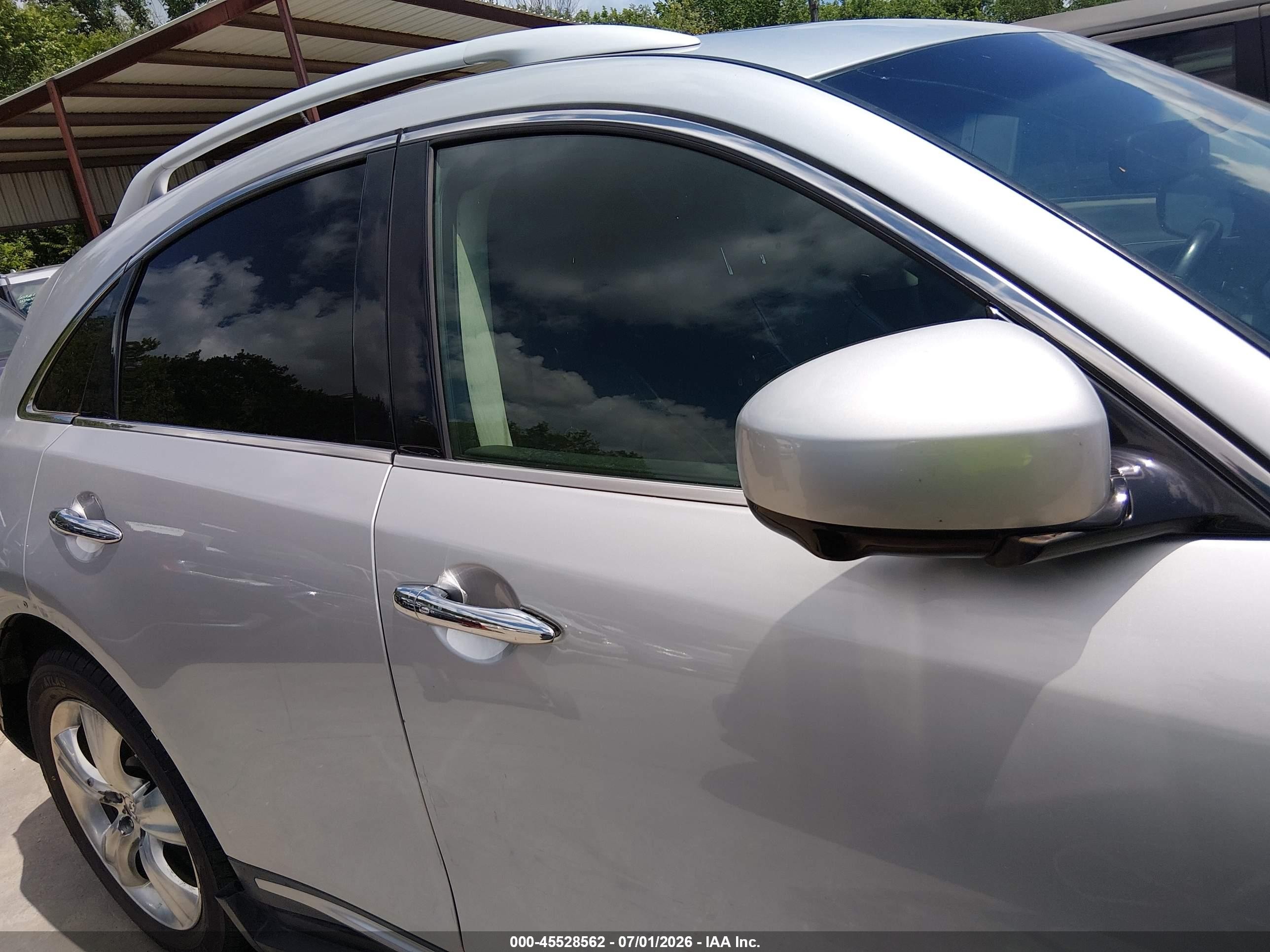 2009 Infiniti Fx35   Silver vin: JNRAS18U29M101624