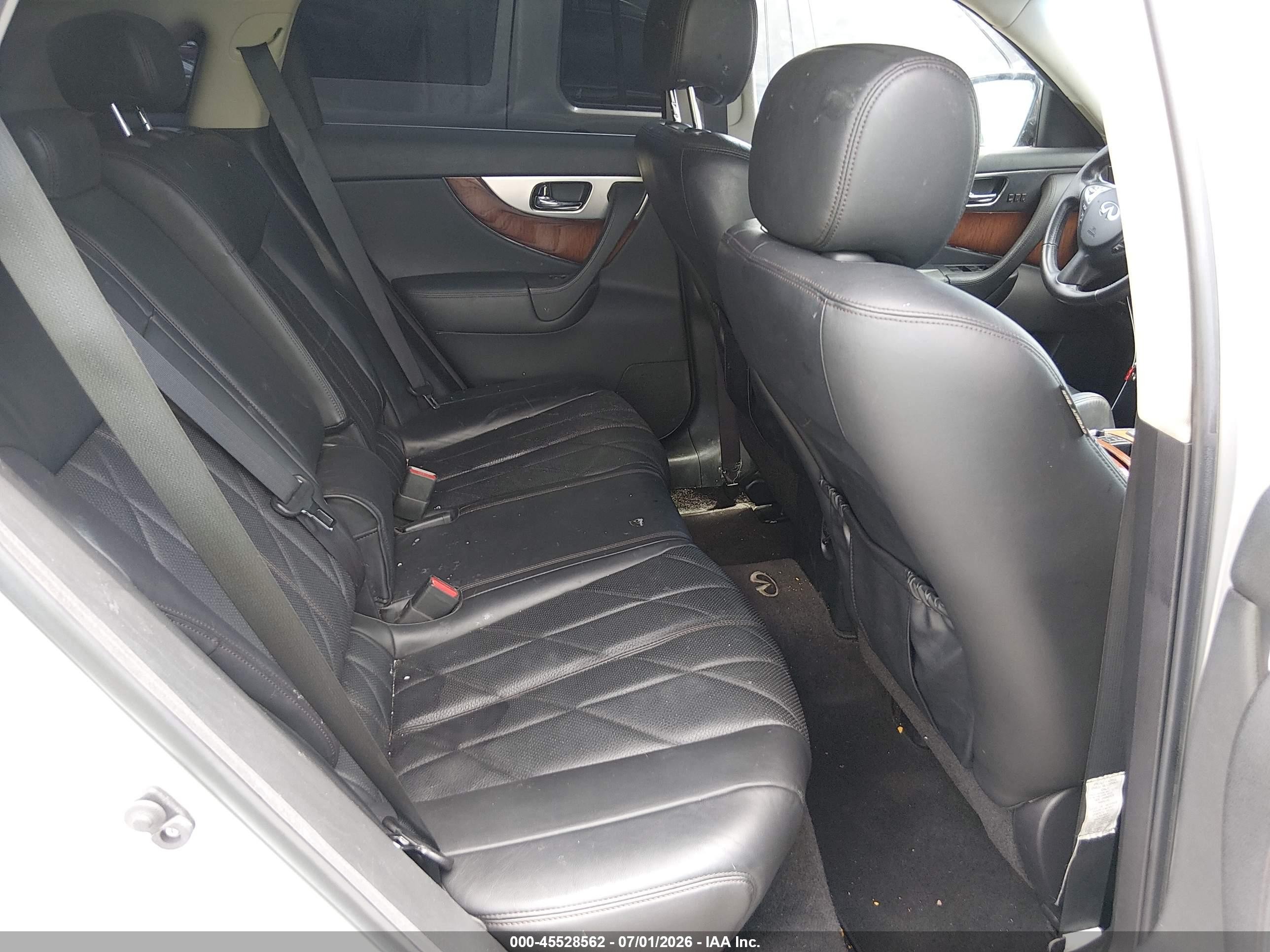 2009 Infiniti Fx35   Silver vin: JNRAS18U29M101624