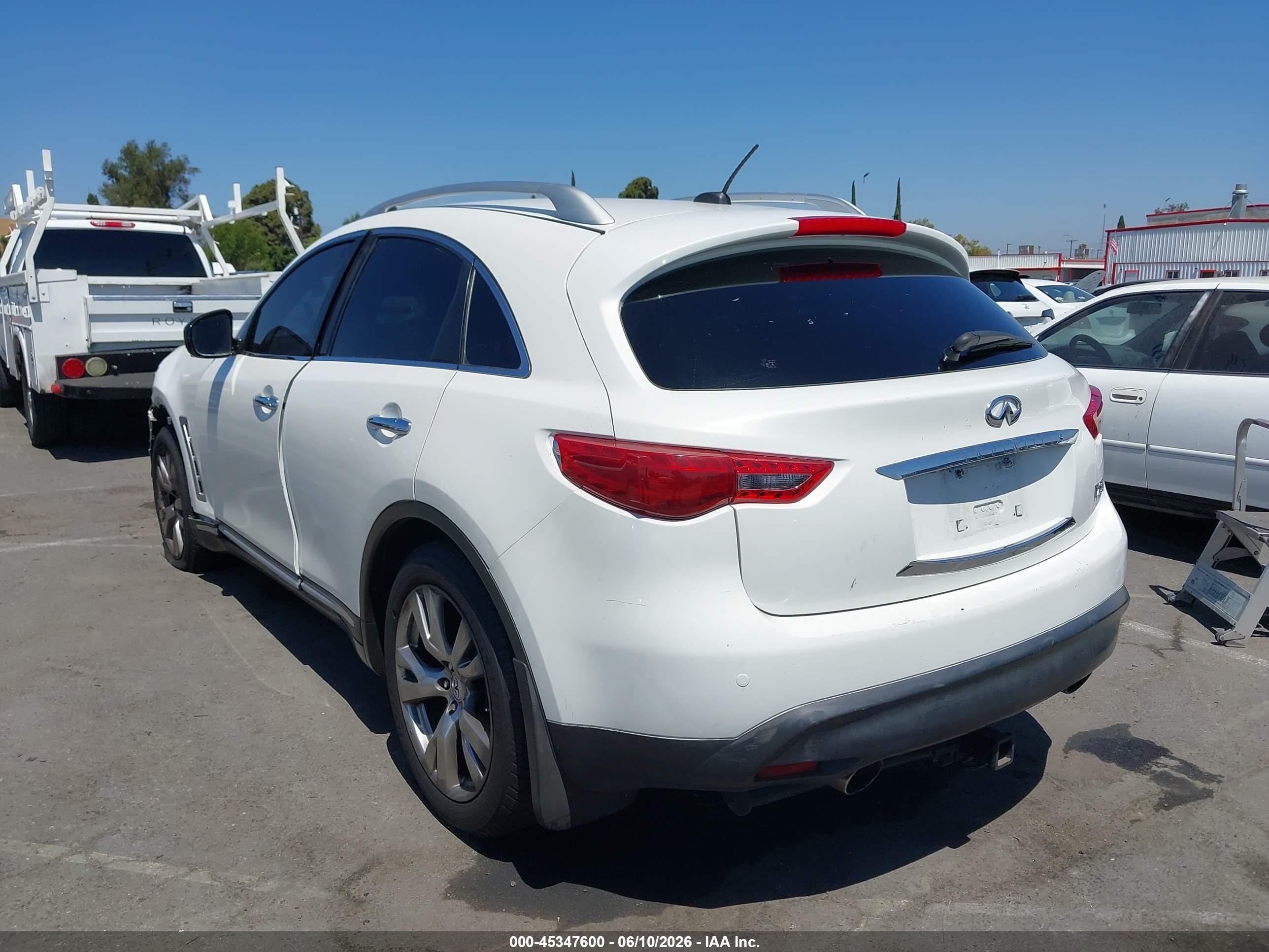 2009 Infiniti Fx35   Белый vin: JNRAS18U89m102843