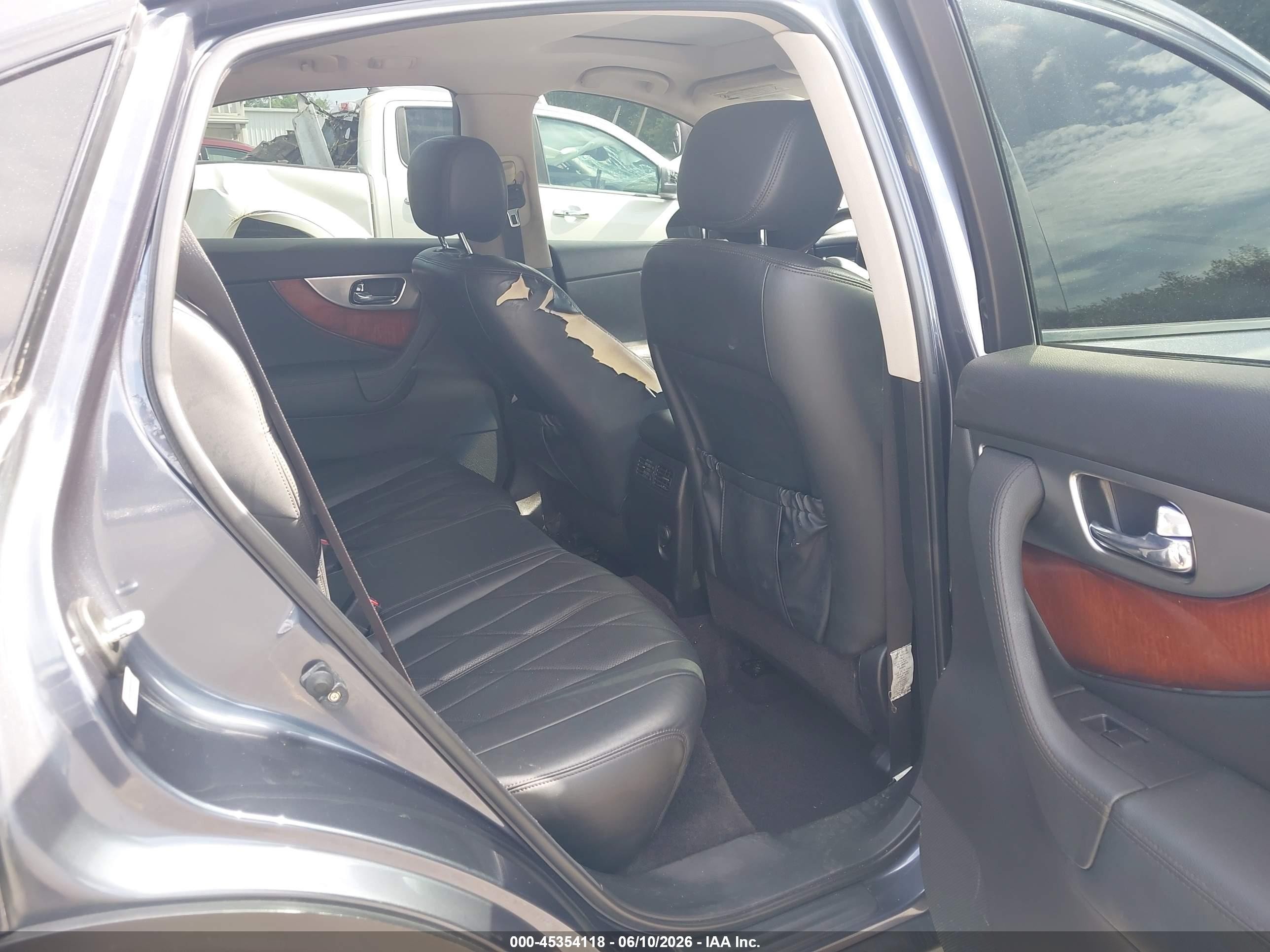 2009 Infiniti Fx35 Black vin: JNRAS18W09M154484