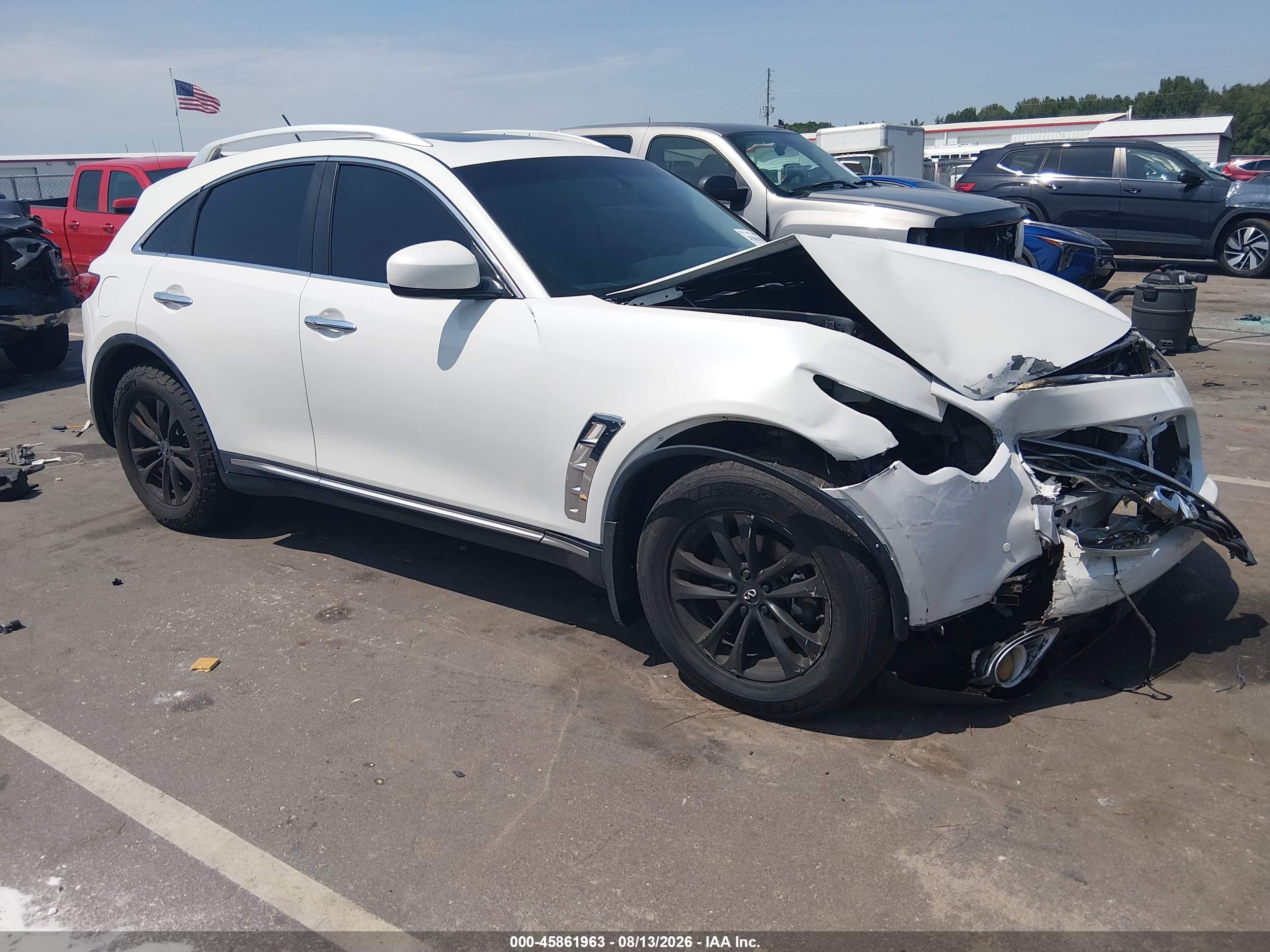2009 Infiniti Fx35   White vin: JNRAS18W09M155635