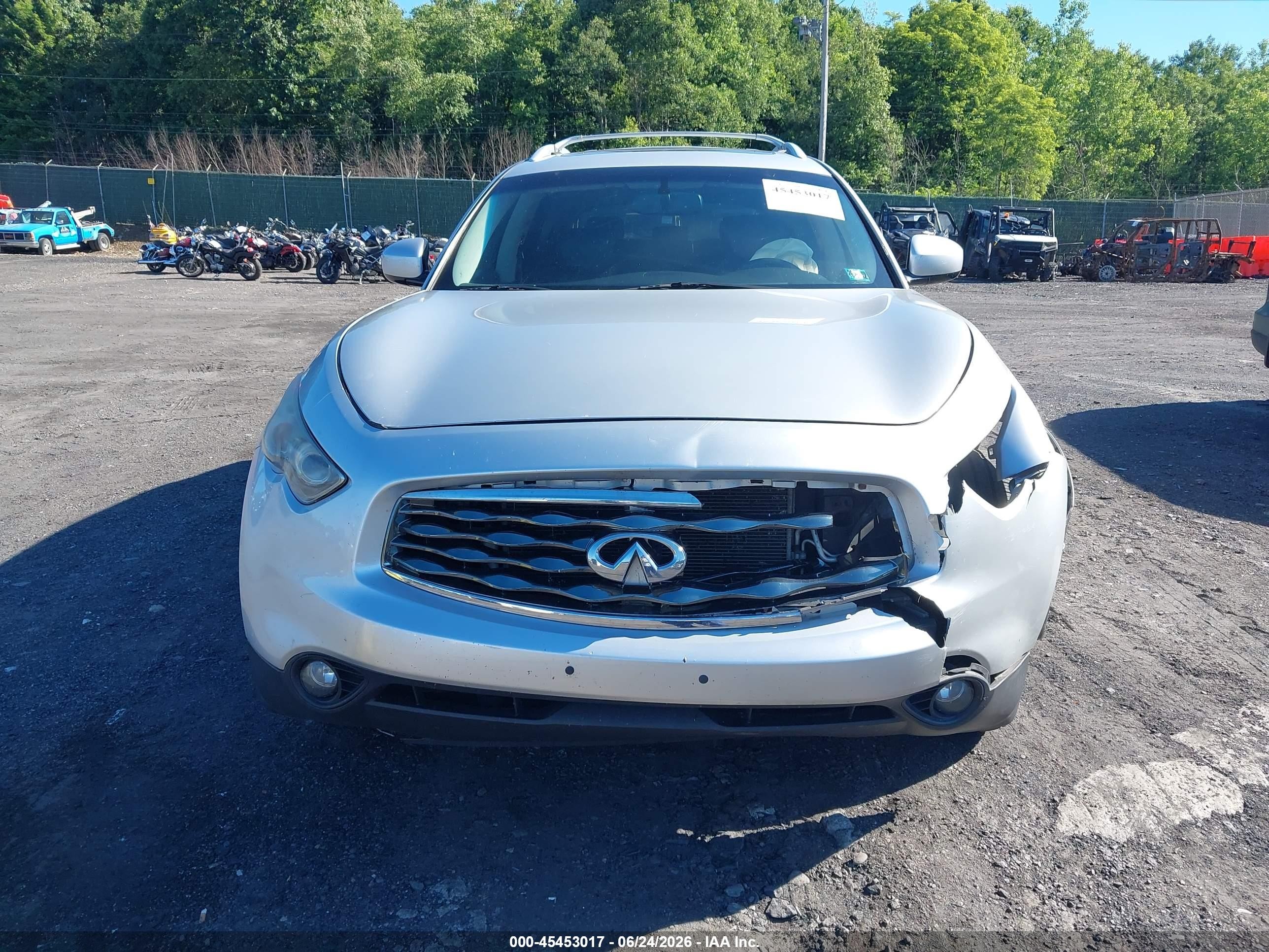 2009 Infiniti Fx35 Silver vin: JNRAS18W09M156932