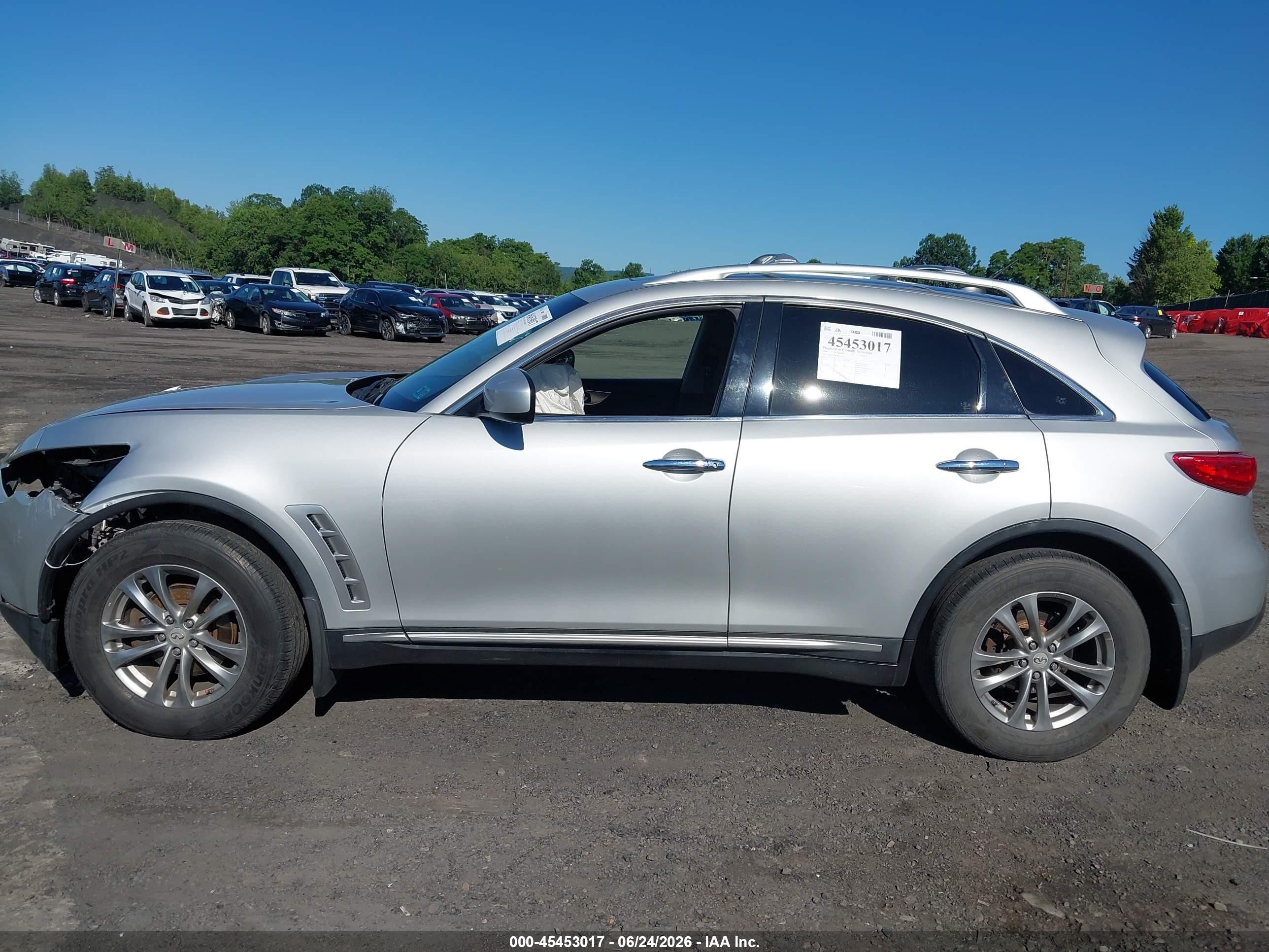 2009 Infiniti Fx35 Silver vin: JNRAS18W09M156932