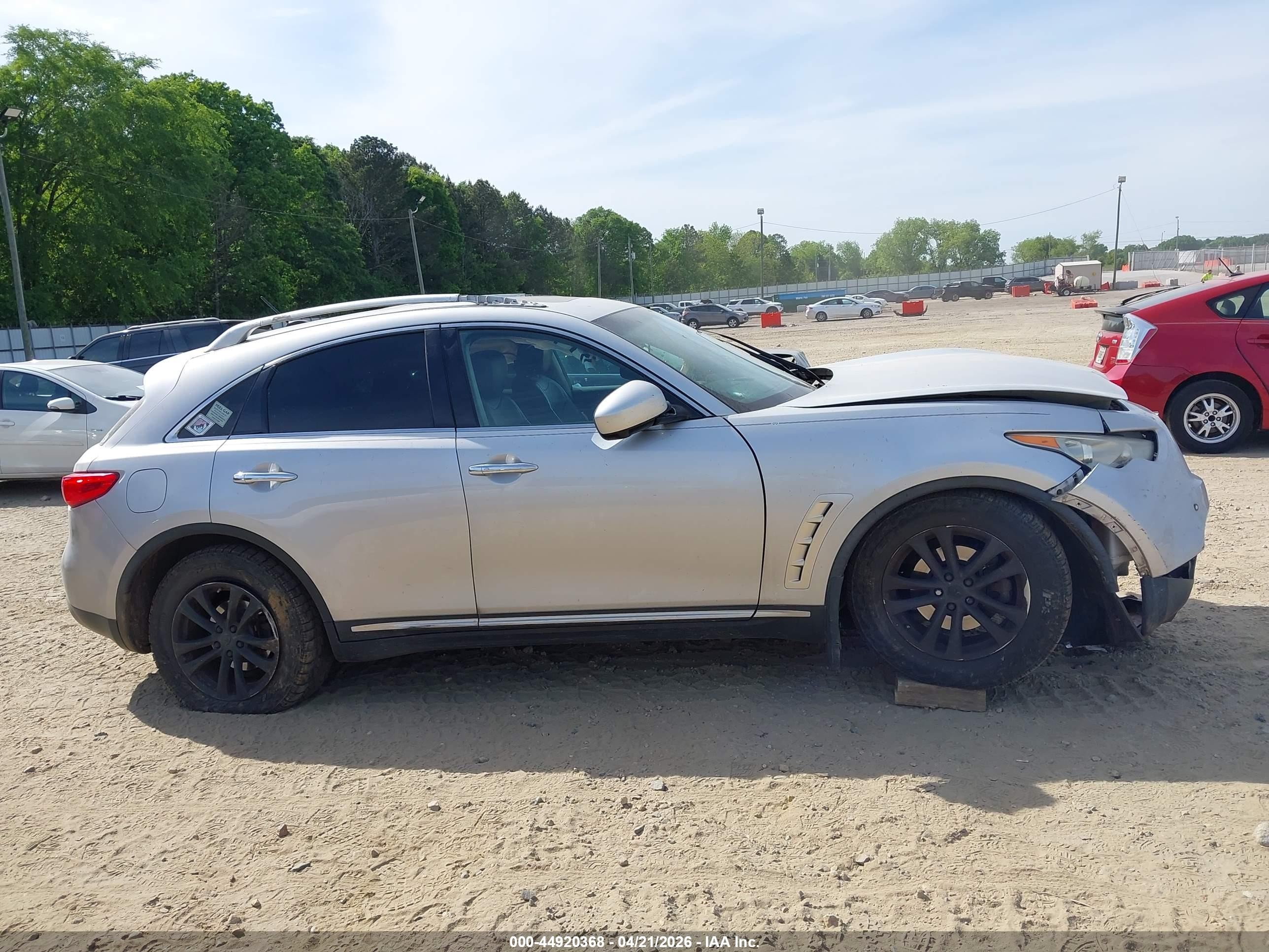 2009 Infiniti Fx35   Silver vin: JNRAS18W29M156236
