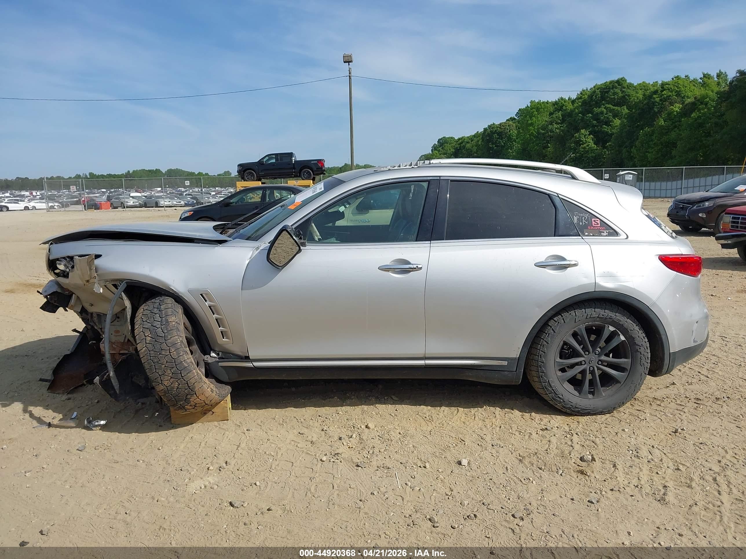 2009 Infiniti Fx35   Silver vin: JNRAS18W29M156236