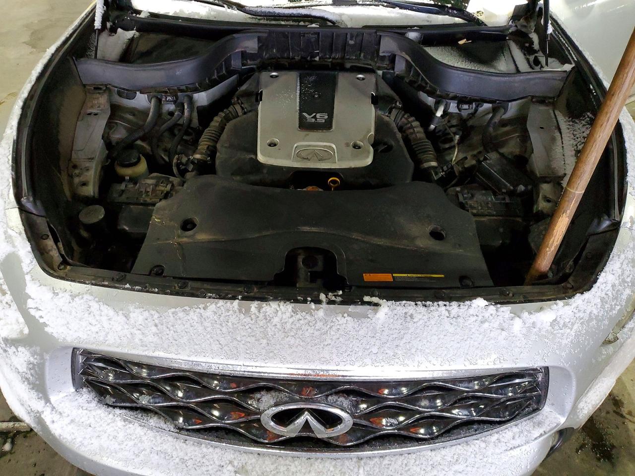 2009 Infiniti Fx35 Base Silver vin: JNRAS18W49M151314