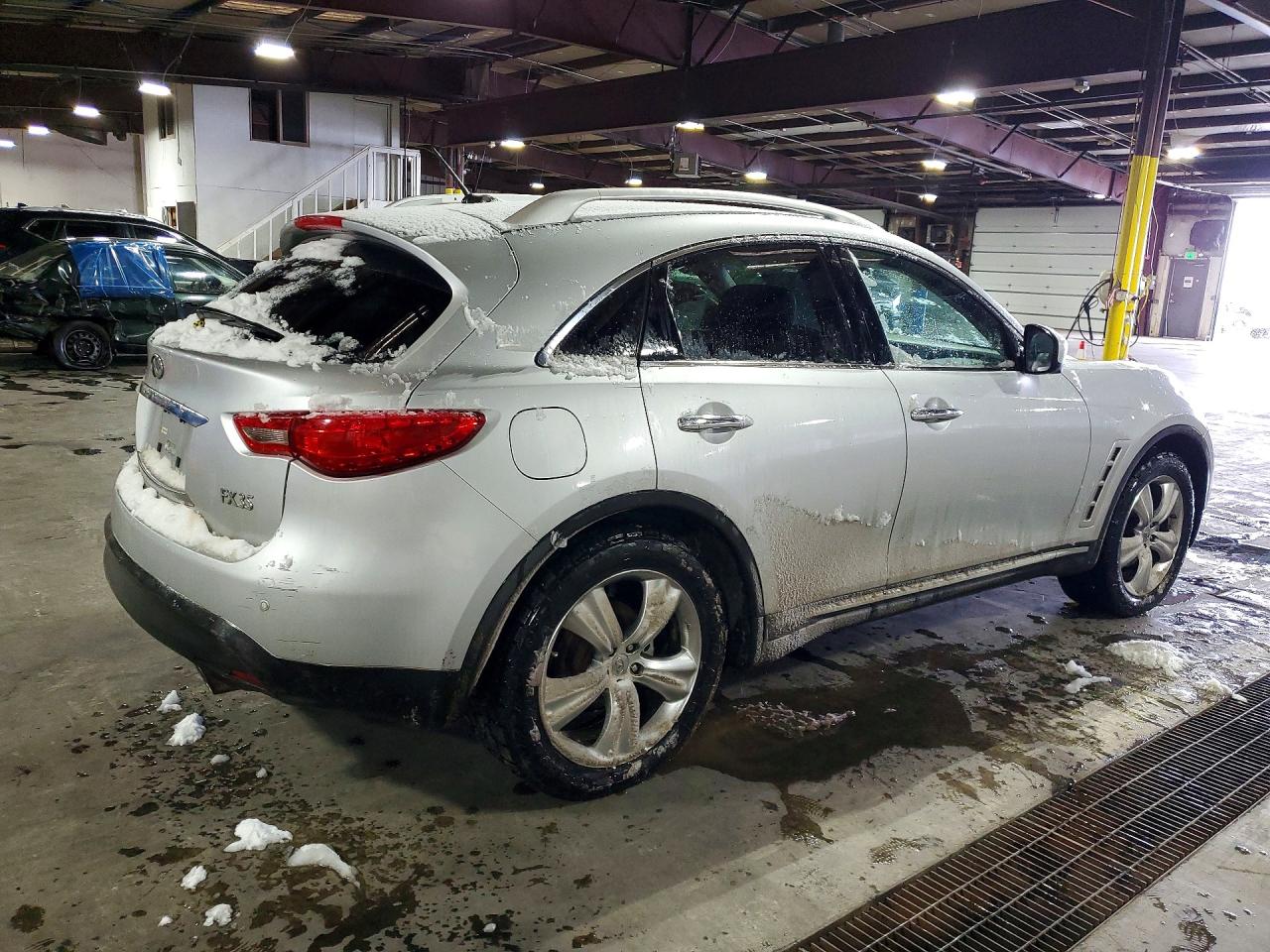 2009 Infiniti Fx35 Base Silver vin: JNRAS18W49M151314