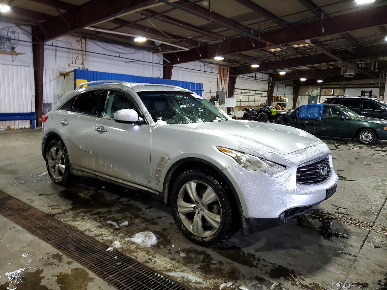 2009 Infiniti Fx35 Base Silver vin: JNRAS18W49M151314