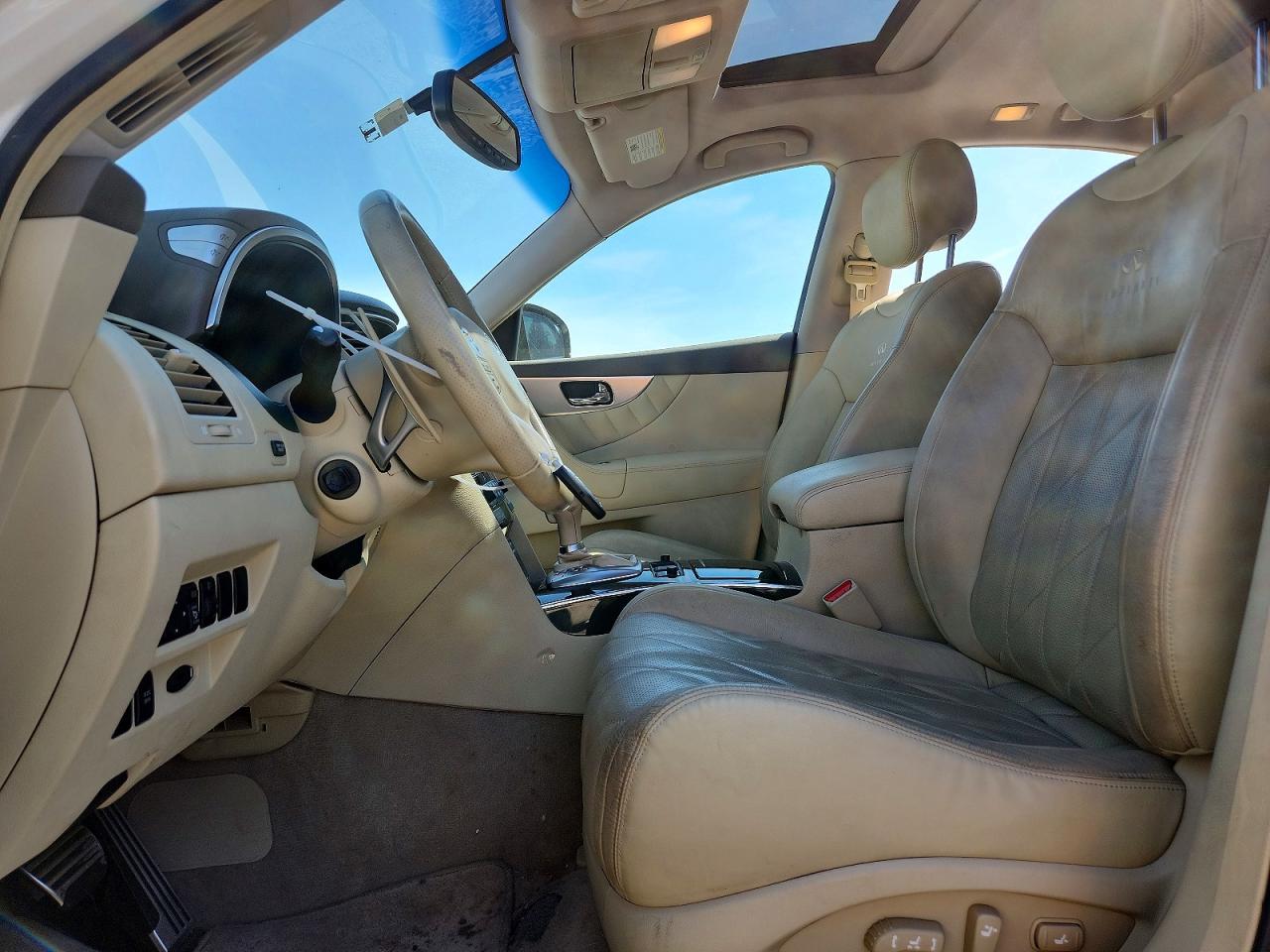 2009 Infiniti Fx35 Base Белый vin: JNRAS18W99M153043