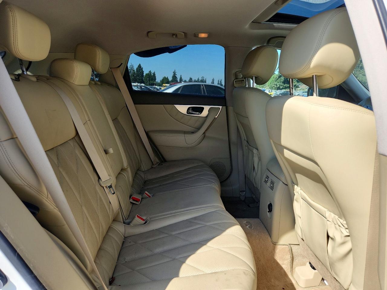 2009 Infiniti Fx35 Base Белый vin: JNRAS18W99M153043