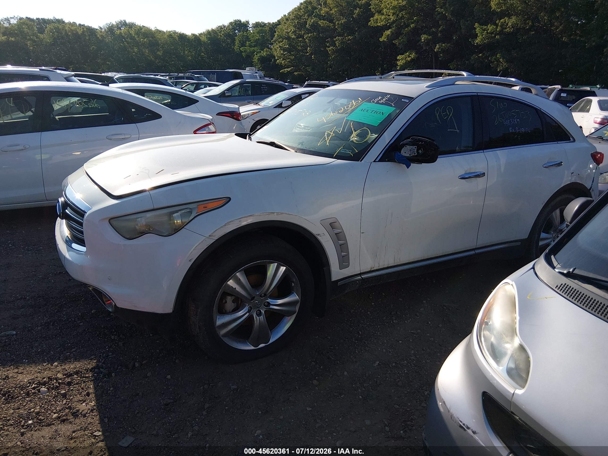 2009 Infiniti Fx35   White vin: JNRAS18W99M153415