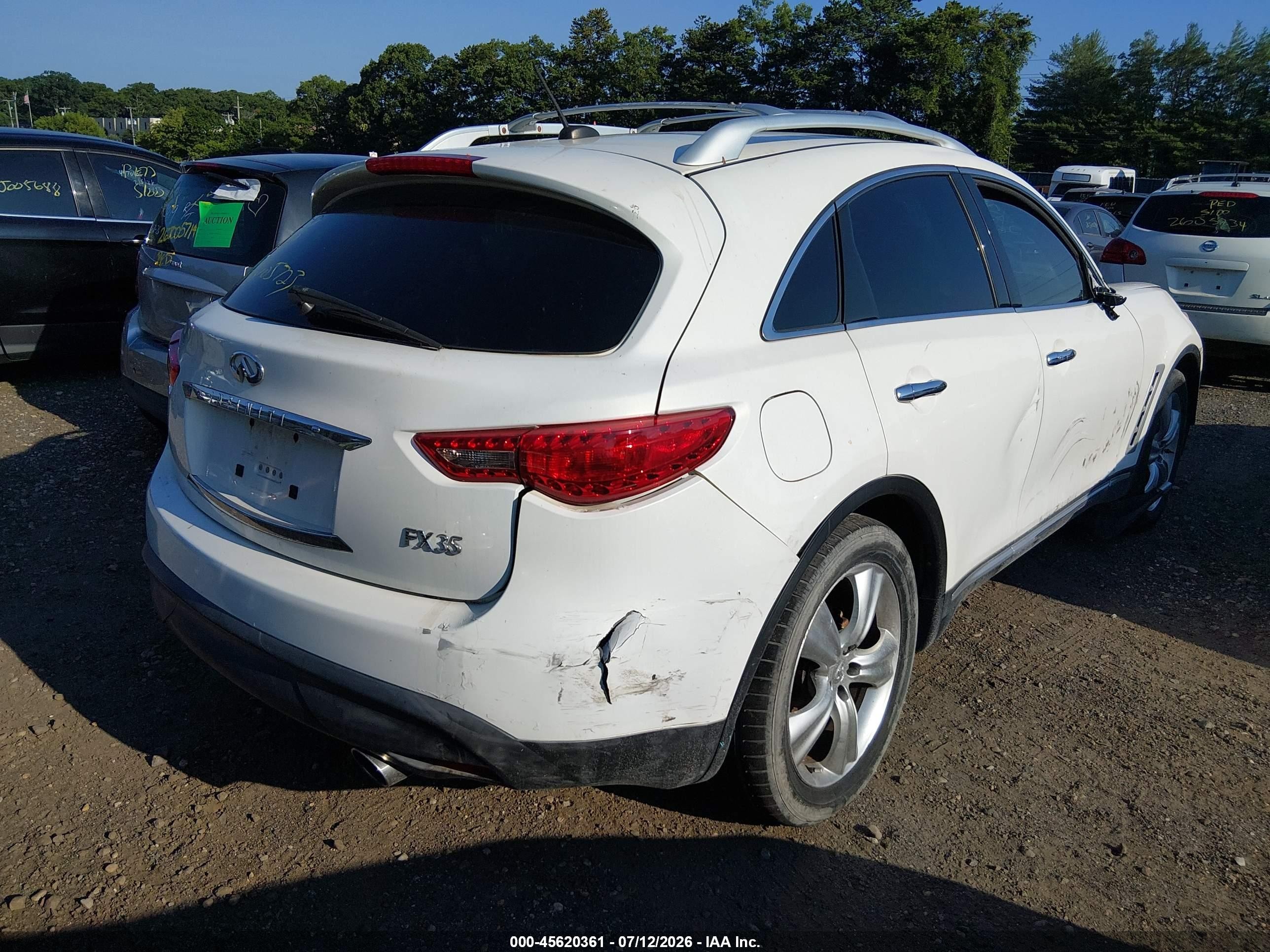 2009 Infiniti Fx35   White vin: JNRAS18W99M153415