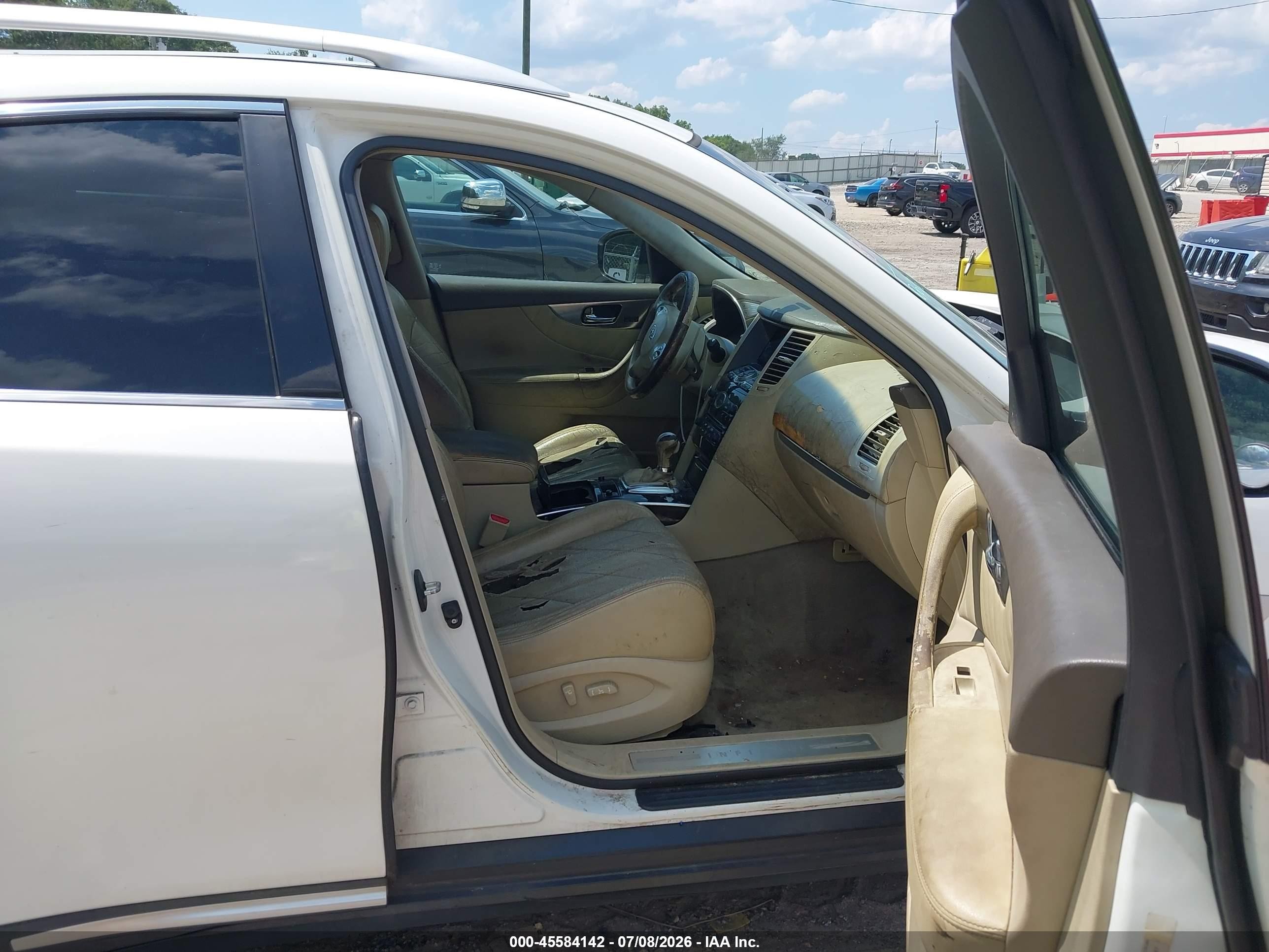 2009 Infiniti Fx35   White vin: JNRAS18WX9M154878