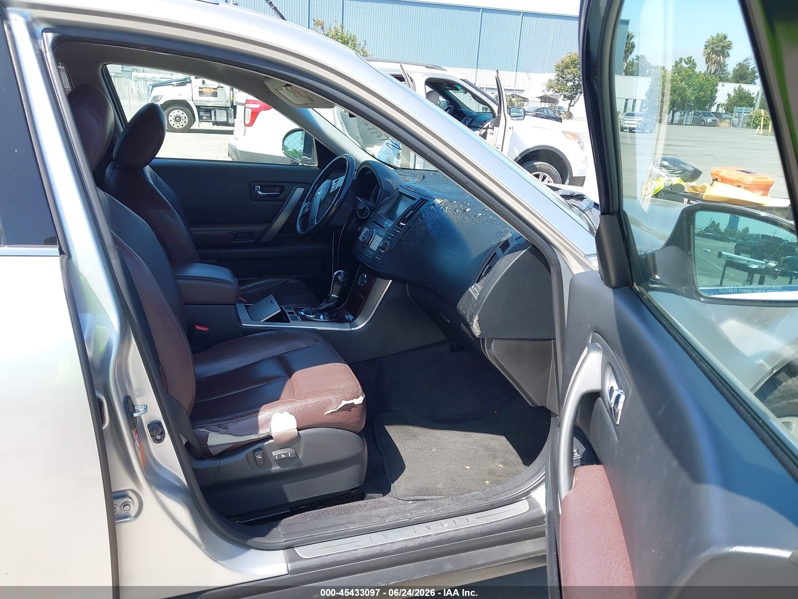 2007 Infiniti Fx45   Silver vin: JNRBS08W87X400191