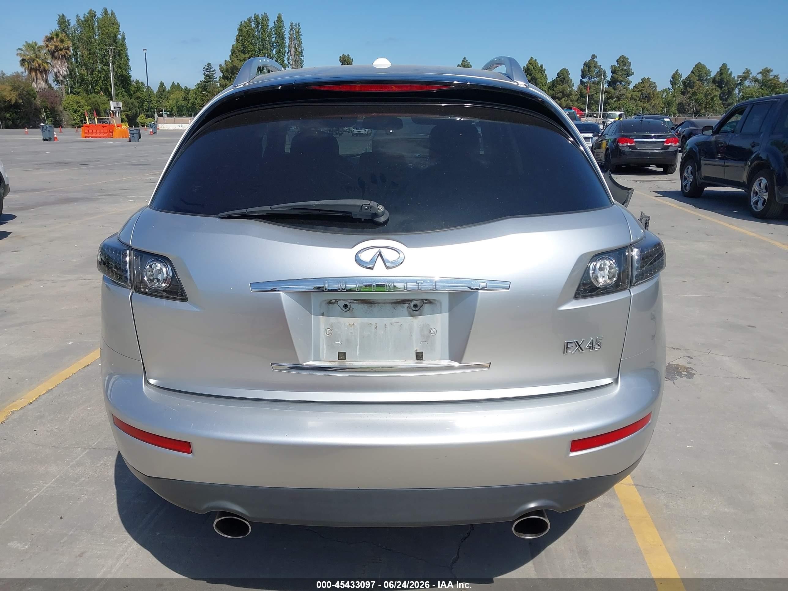 2007 Infiniti Fx45   Silver vin: JNRBS08W87X400191
