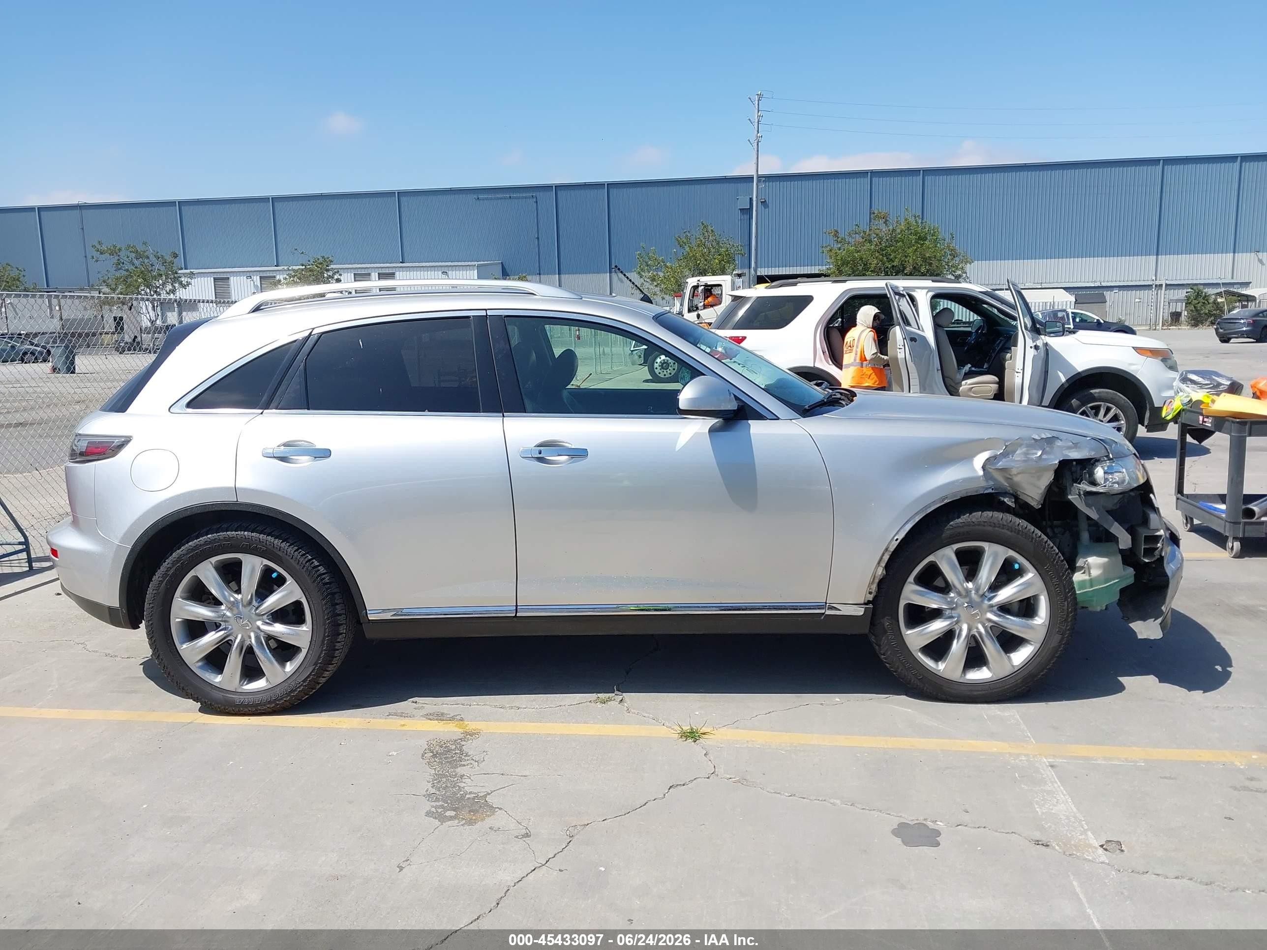2007 Infiniti Fx45   Silver vin: JNRBS08W87X400191