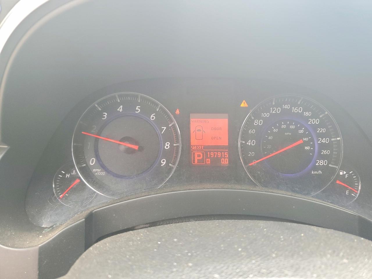 2009 Infiniti Fx50 Base Серебряный vin: JNRBS18W39M201611
