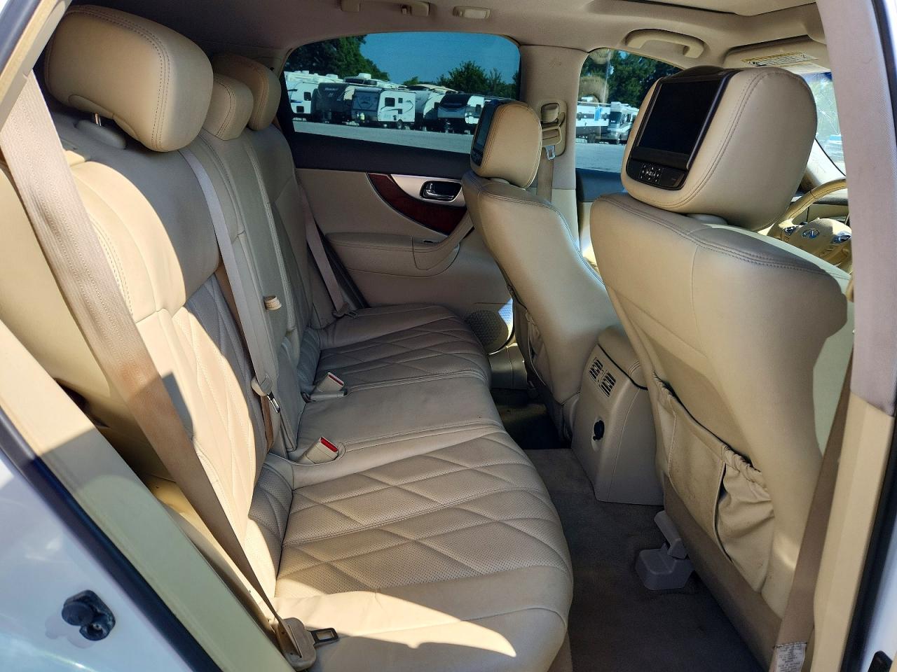 2009 Infiniti Fx50 Base White vin: JNRBS18W49M201620