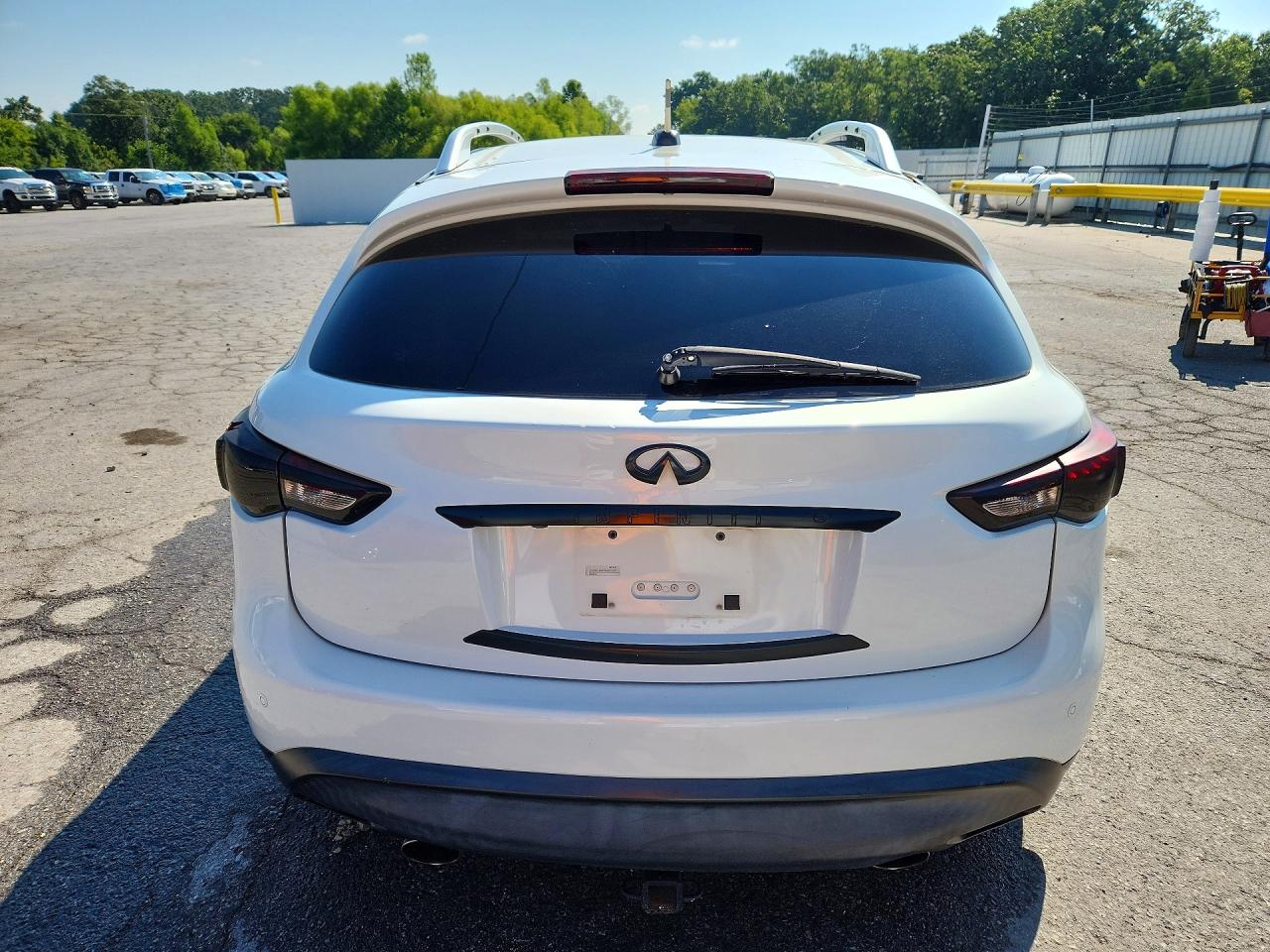 2009 Infiniti Fx50 Base White vin: JNRBS18W49M201620