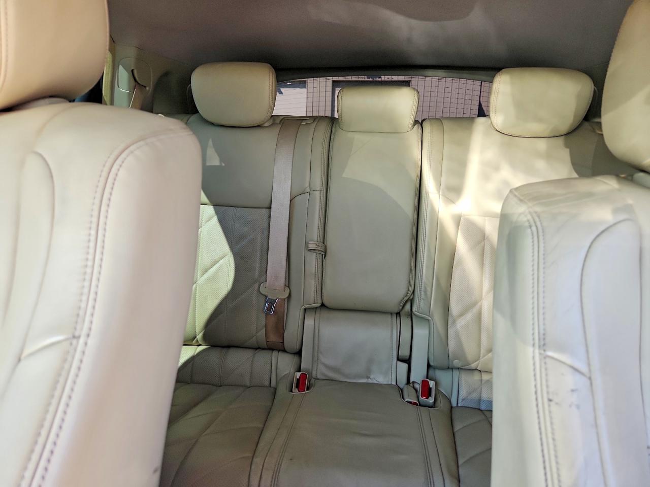 2009 Infiniti Fx50 Base White vin: JNRBS18W49M201620