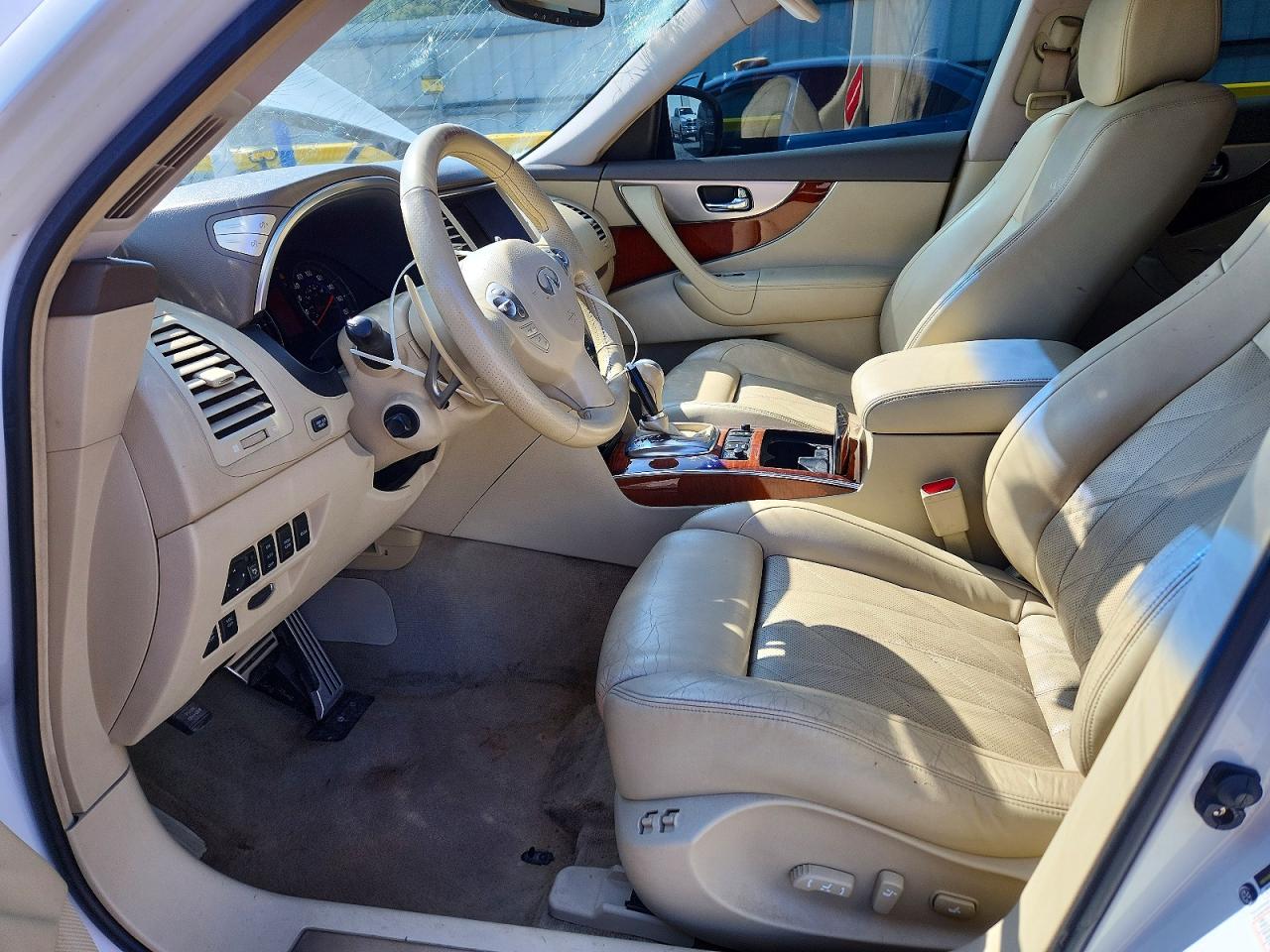 2009 Infiniti Fx50 Base White vin: JNRBS18W49M201620